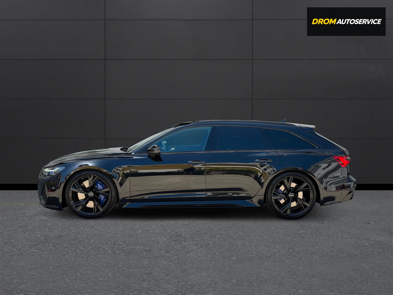 AUDI RS6 Avant 4.0 TFSI V8 quattro-showroom-element-3