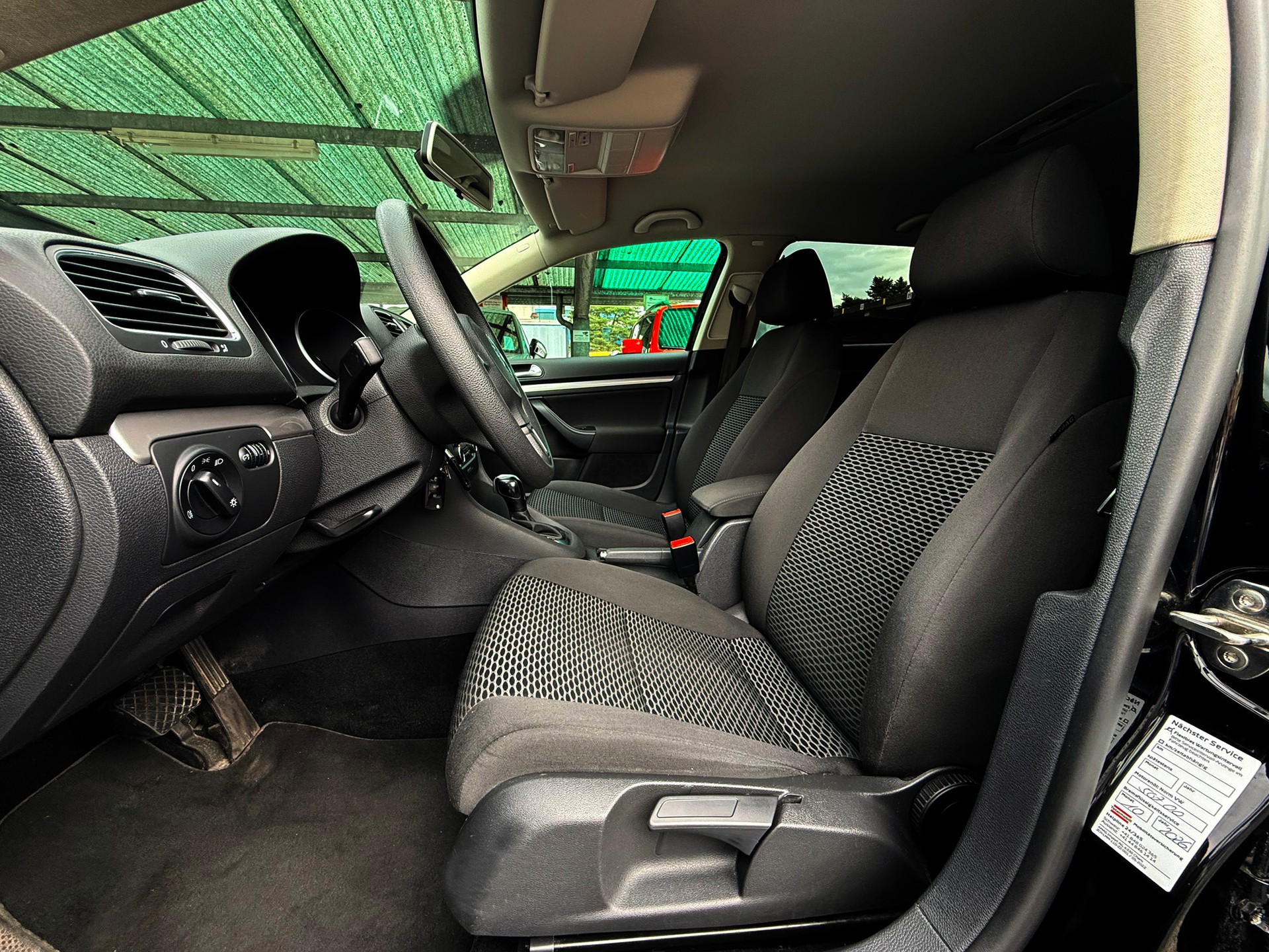 VW Golf Variant 1.2 TSI Trendline DSG-Automat-image-14