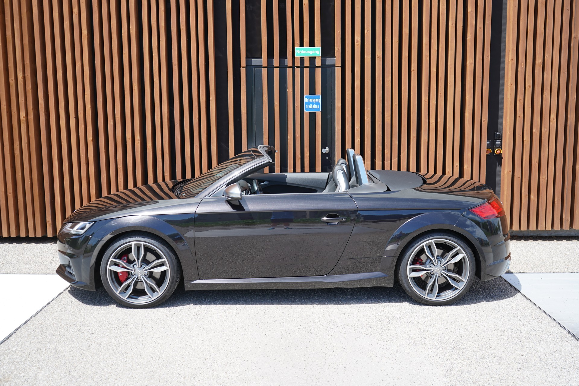 AUDI TTS ROADSTER 2.0 TFSI QUATT0RO S-TRONIC l 310 PS-image-5