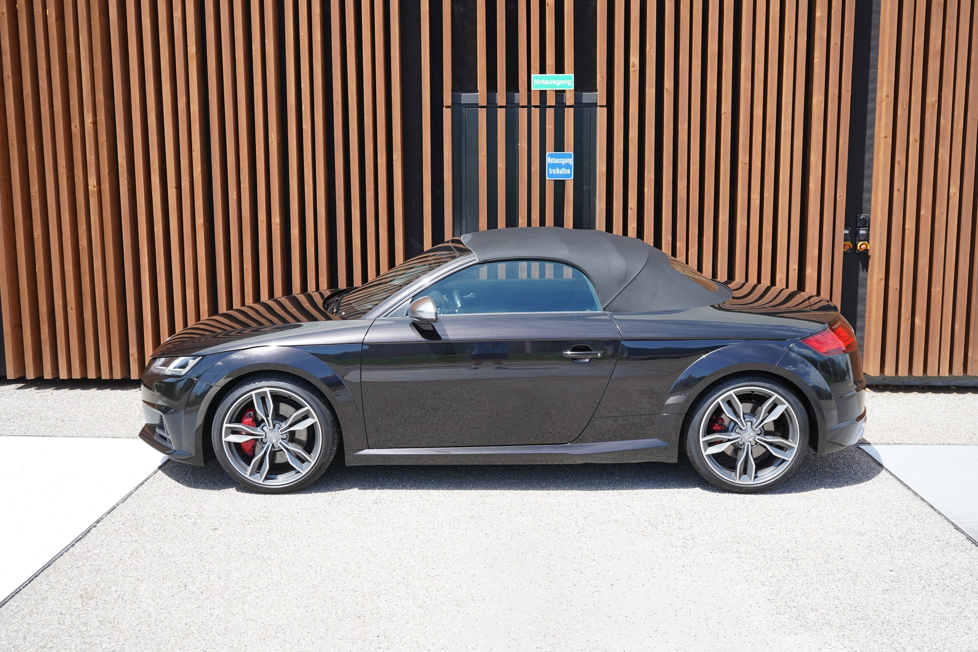 AUDI TTS ROADSTER 2.0 TFSI QUATT0RO S-TRONIC l 310 PS-image-7