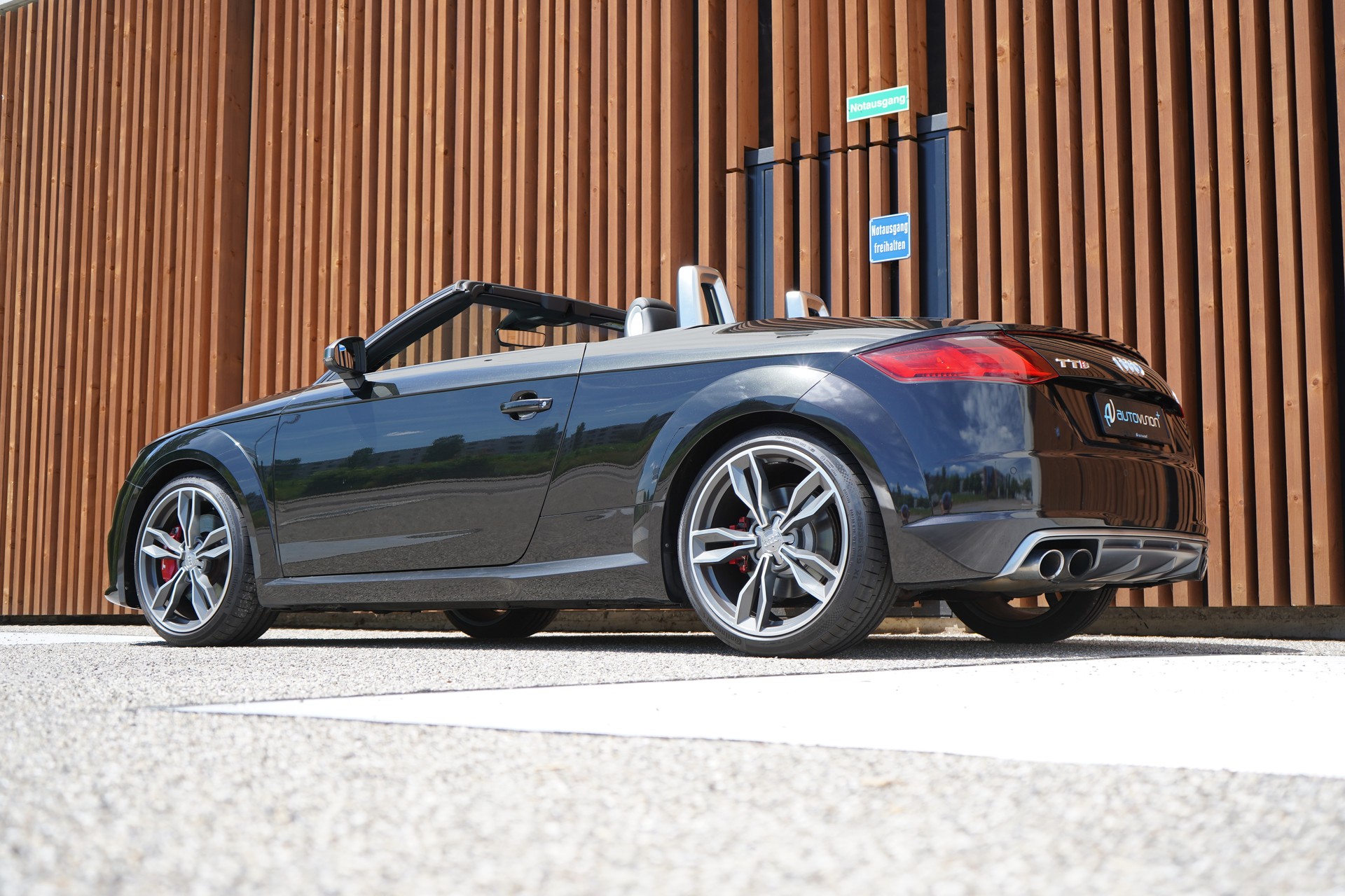 AUDI TTS ROADSTER 2.0 TFSI QUATT0RO S-TRONIC l 310 PS-image-9