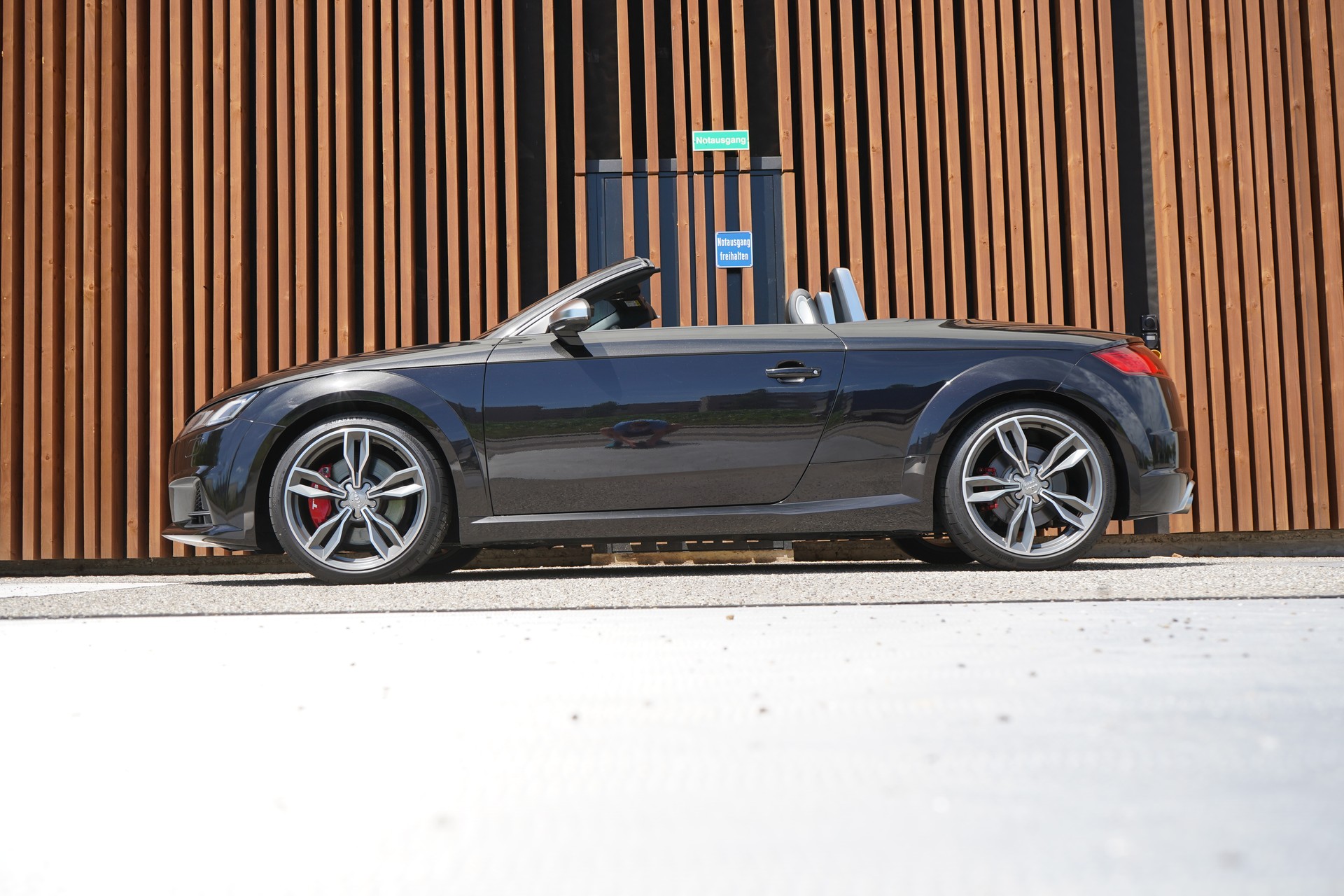 AUDI TTS ROADSTER 2.0 TFSI QUATT0RO S-TRONIC l 310 PS-image-3