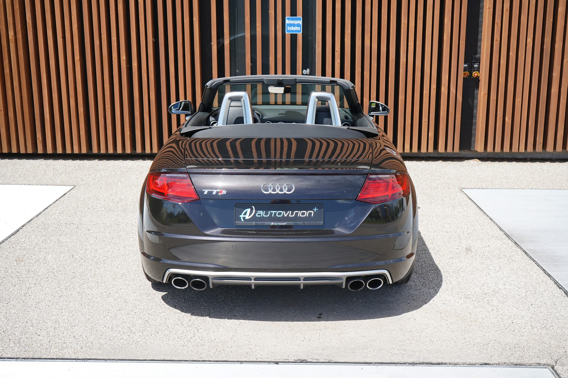 AUDI TTS ROADSTER 2.0 TFSI QUATT0RO S-TRONIC l 310 PS-image-17