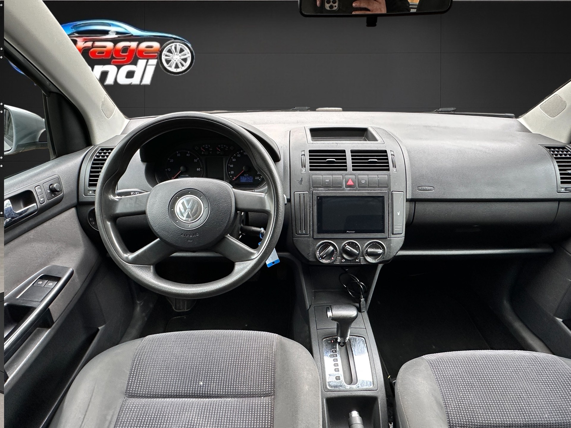 VW Polo 1.4 16V Comfortline Automatic-image-10