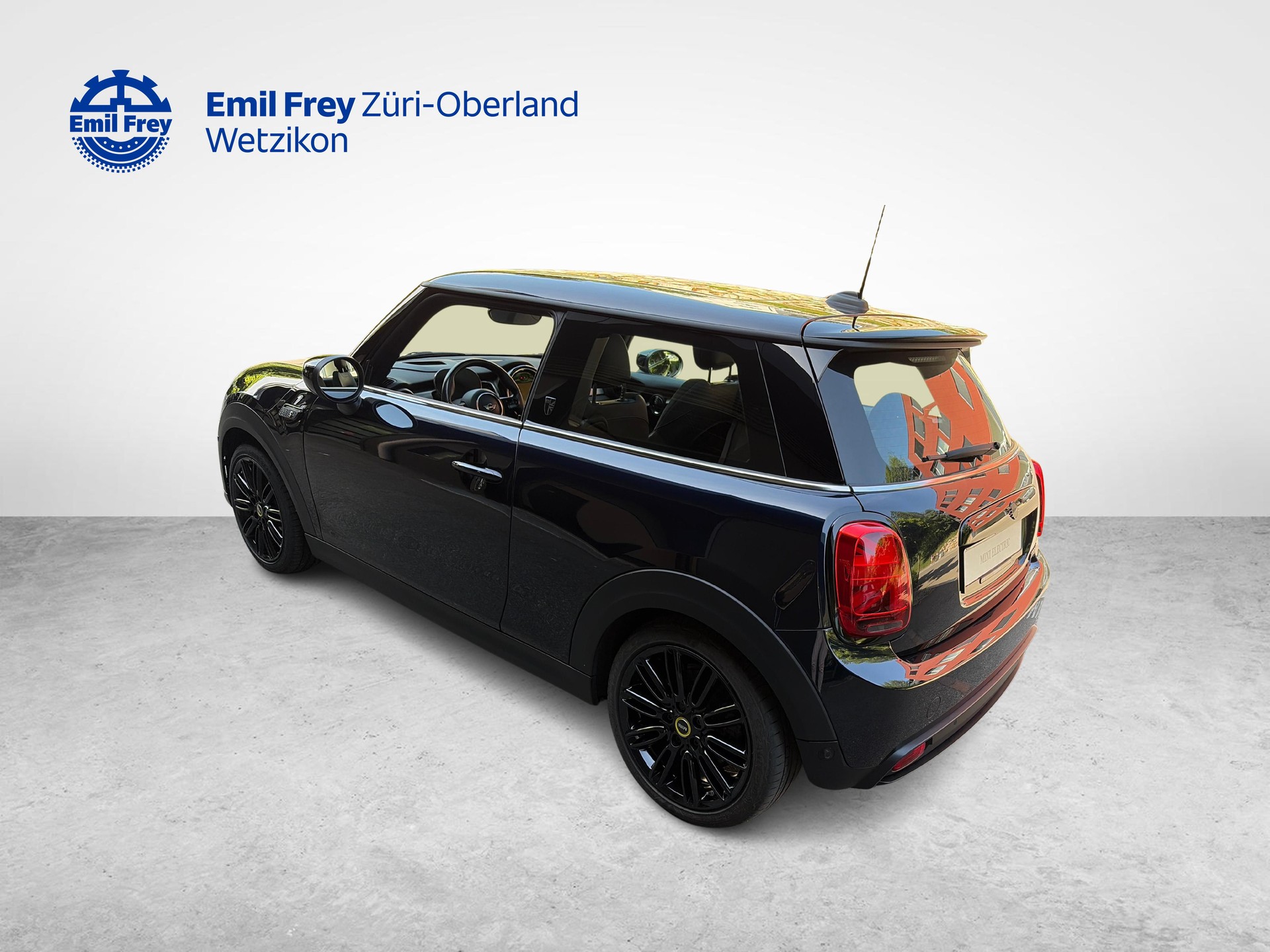 MINI F56 Cooper SE-image-2