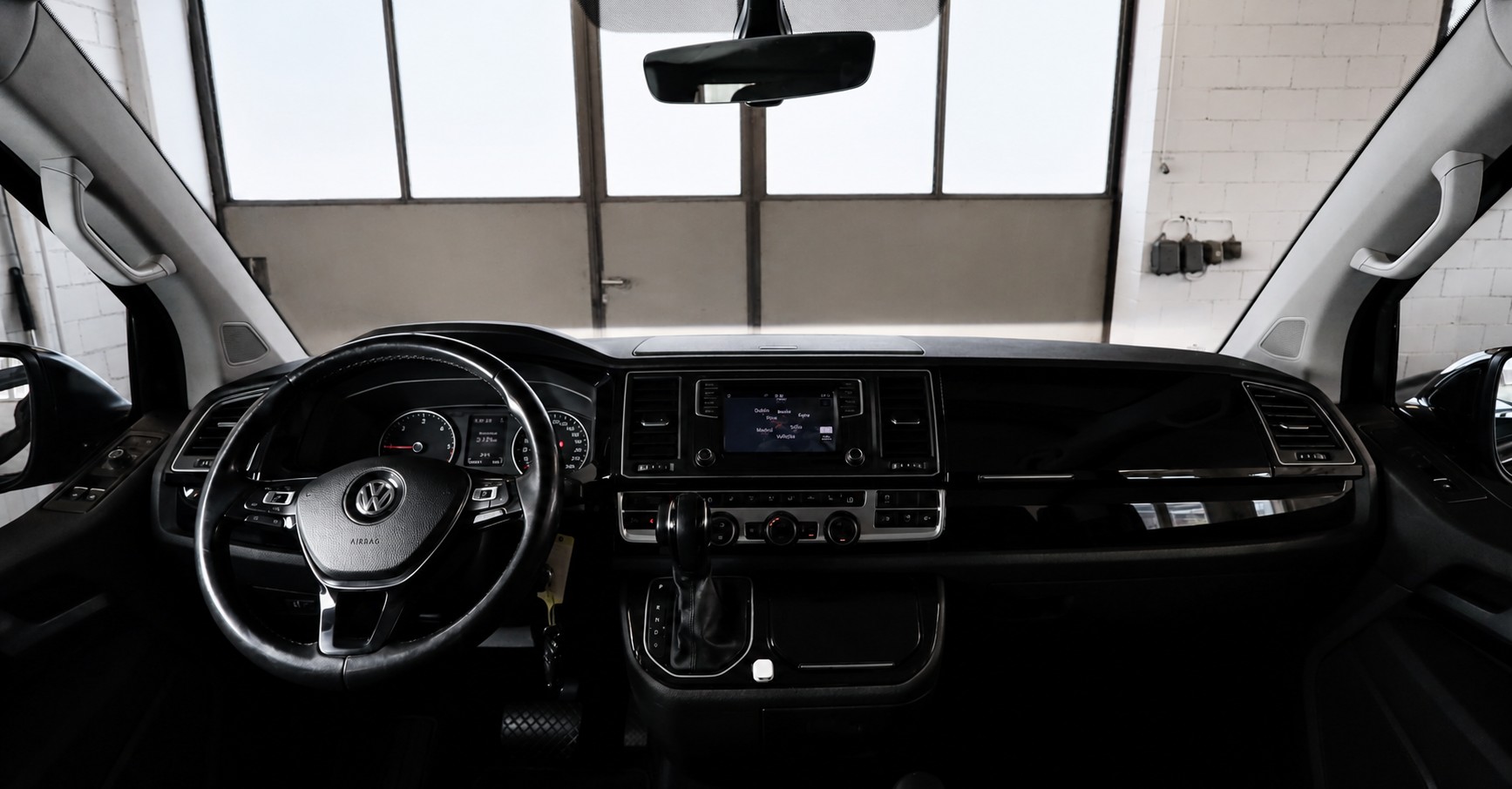 VW T6 Multivan 2.0 Bi-TDI Highline 4Motion DSG-image-6