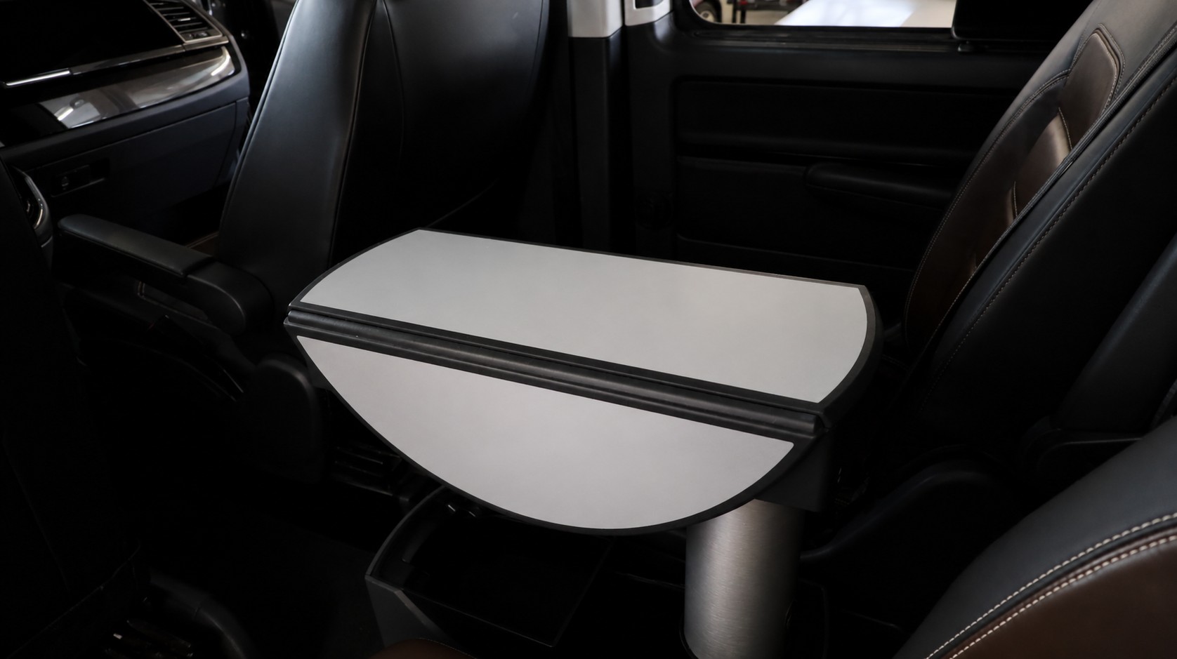 VW T6 Multivan 2.0 Bi-TDI Highline 4Motion DSG-image-22