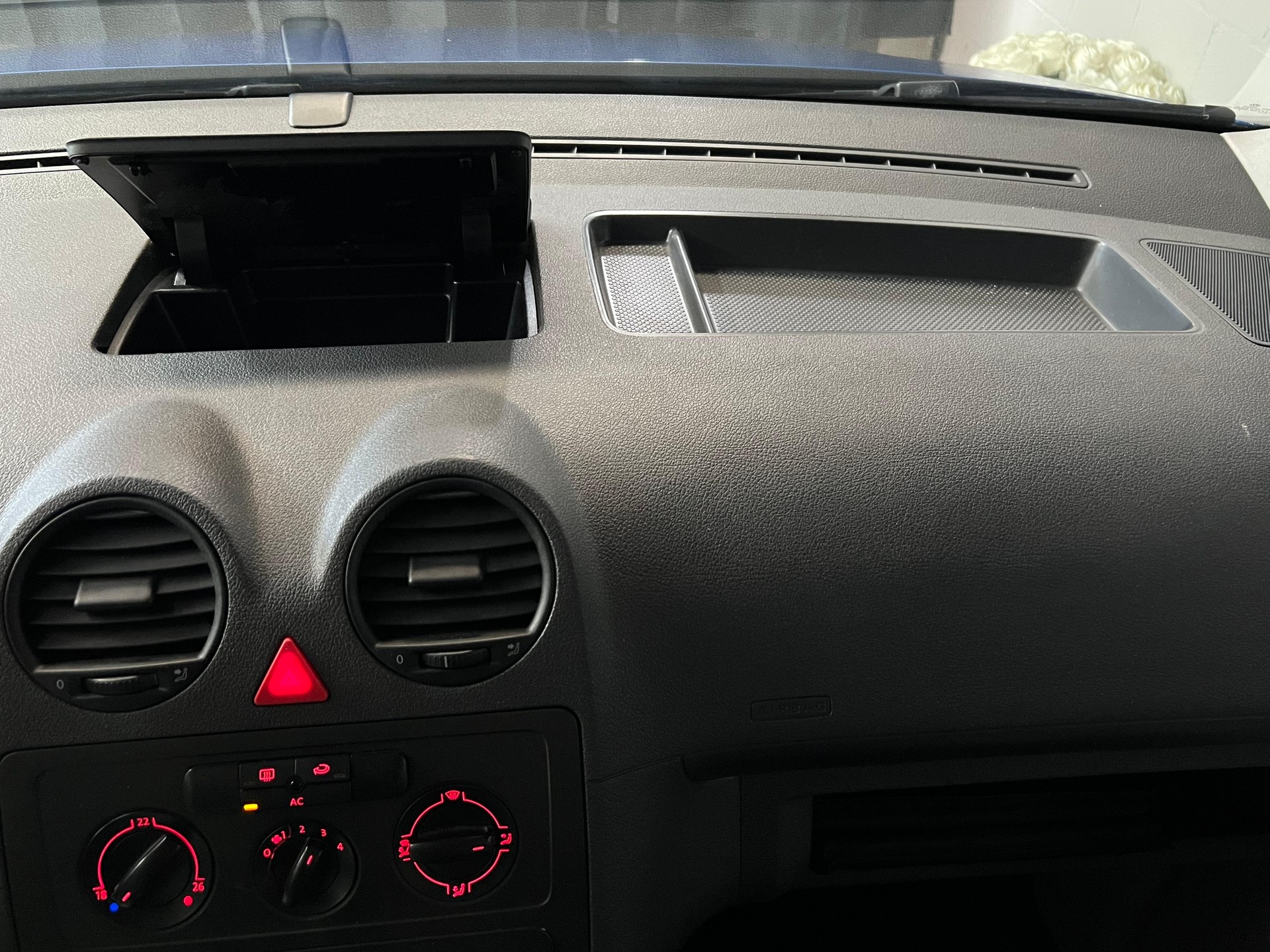VW Caddy 2.0 EcoFuel-image-18