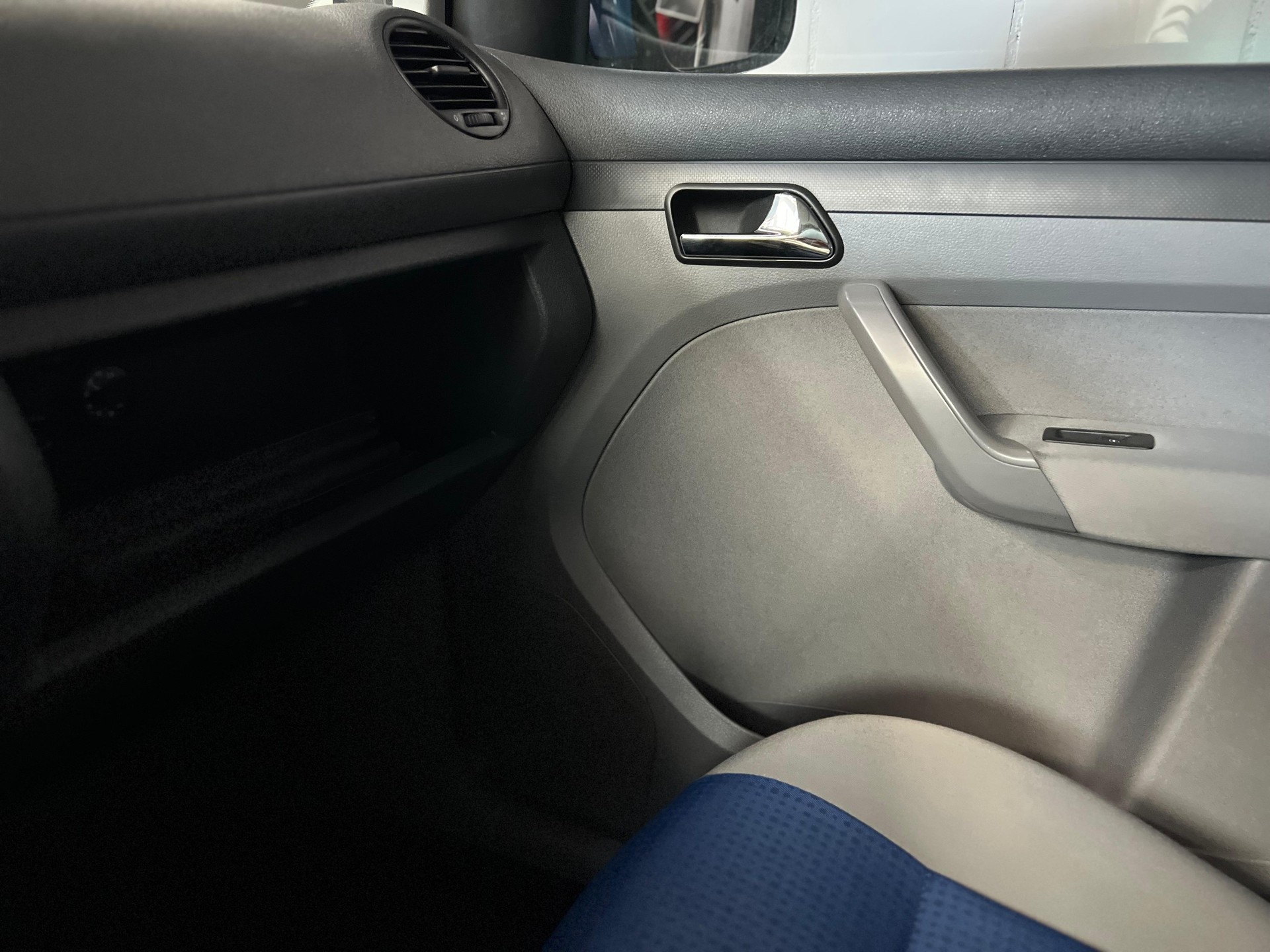 VW Caddy 2.0 EcoFuel-image-14