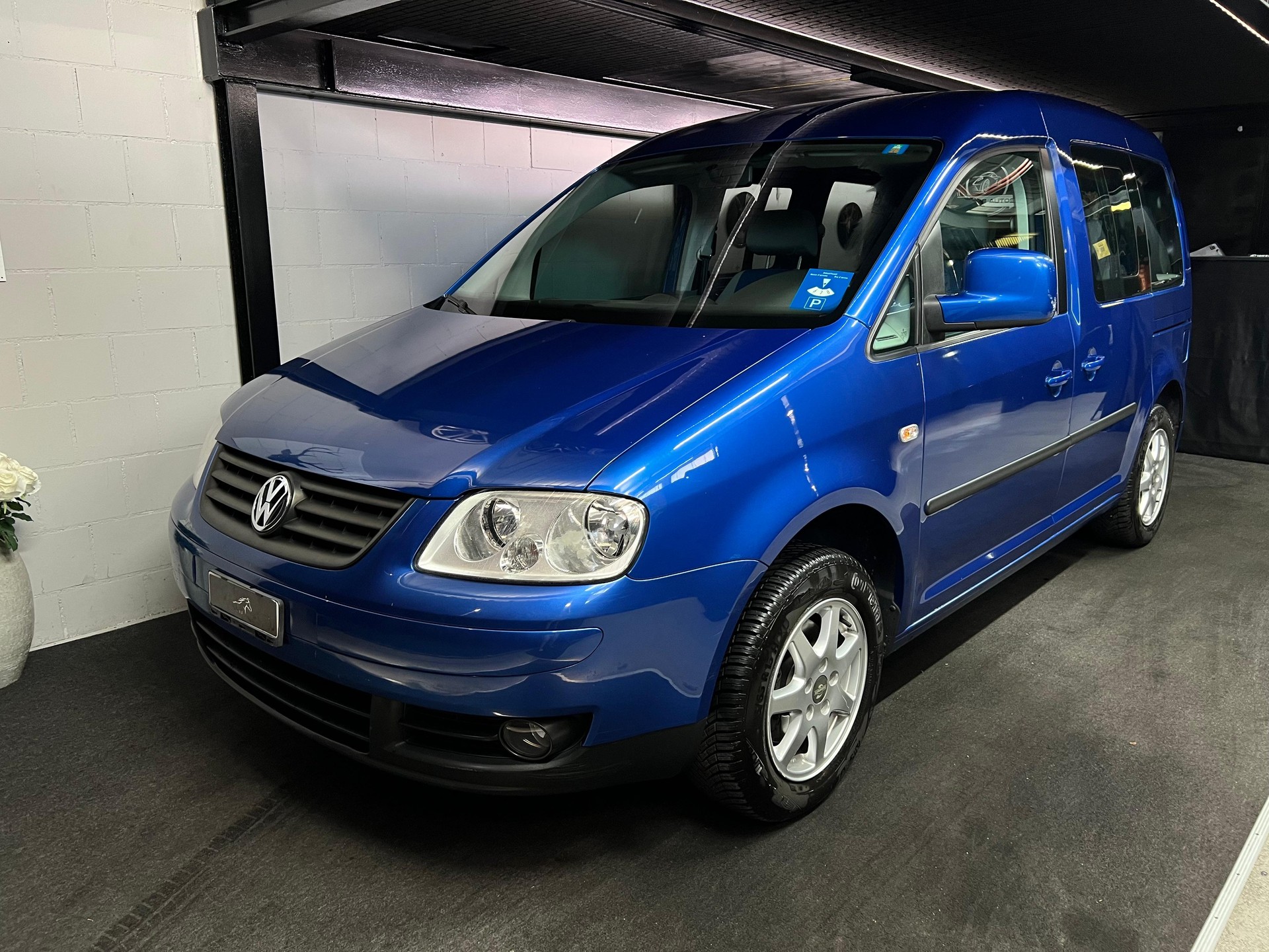 VW Caddy 2.0 EcoFuel-image-1