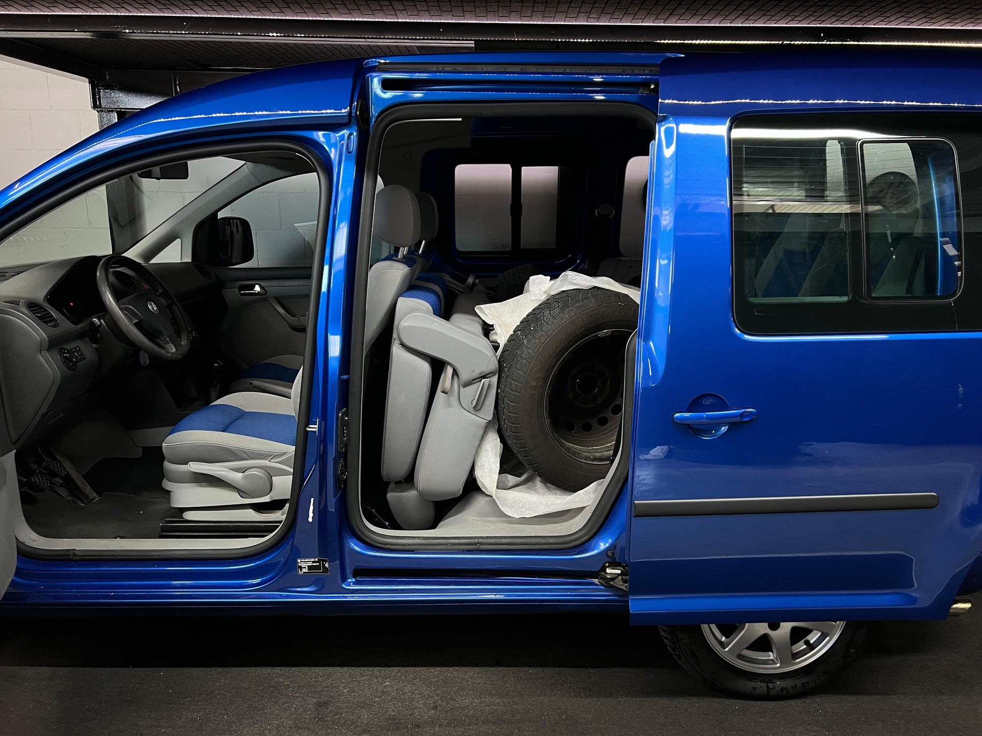 VW Caddy 2.0 EcoFuel-image-8