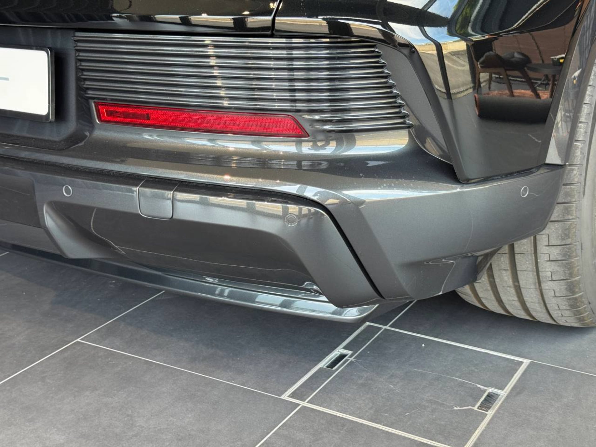 PORSCHE Cayenne Electric-image-33