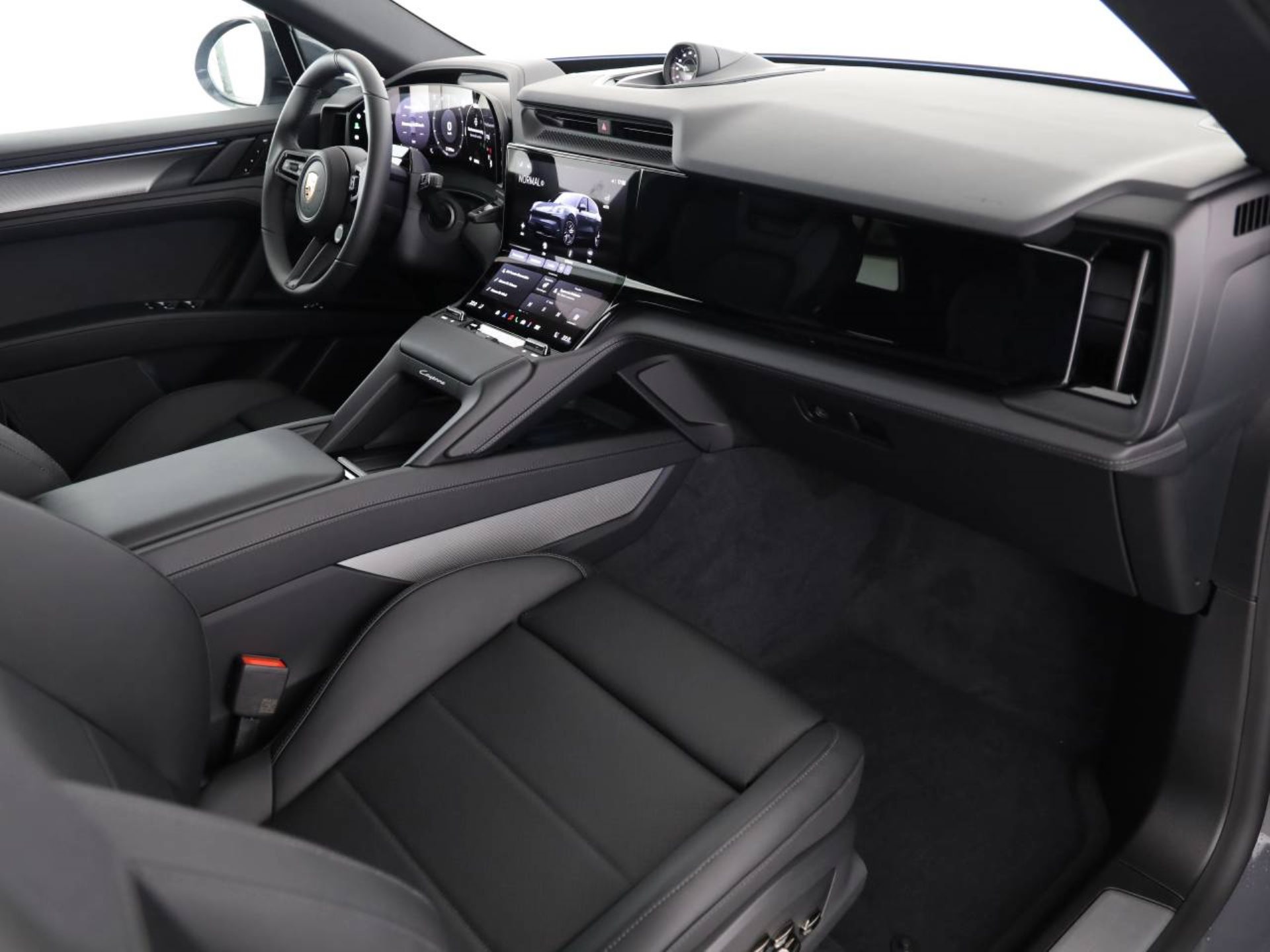 PORSCHE Cayenne Electric-image-13