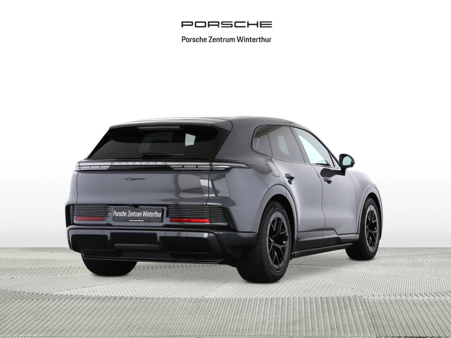 PORSCHE Cayenne Electric-image-2