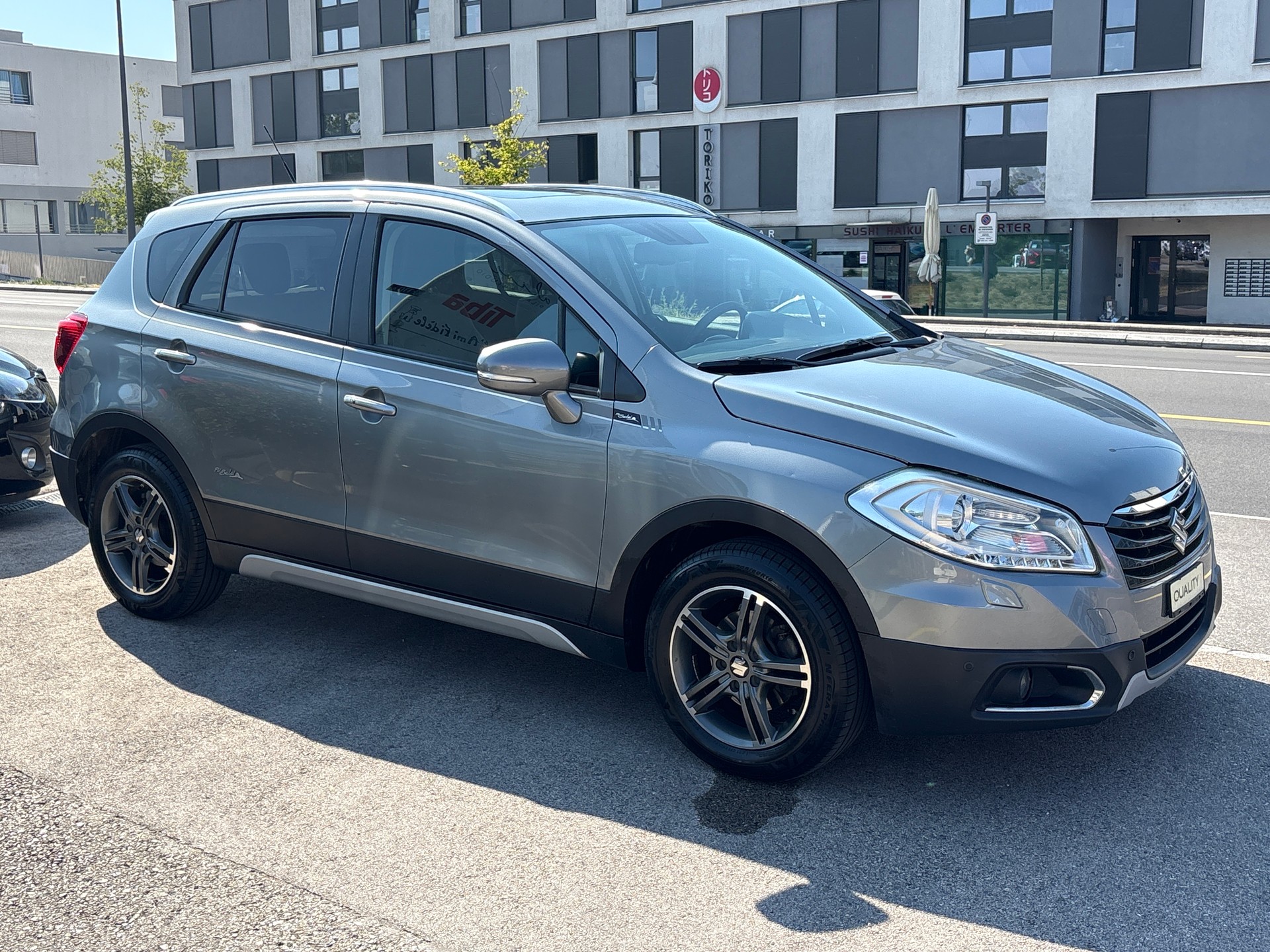 SUZUKI SX4 S-Cross 1.6 TD PizSulai 4WD TCSS-image-5