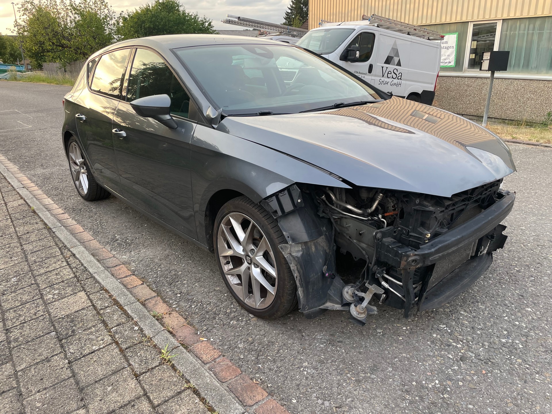 SEAT Leon 1.8 TSI FR DSG-image-3