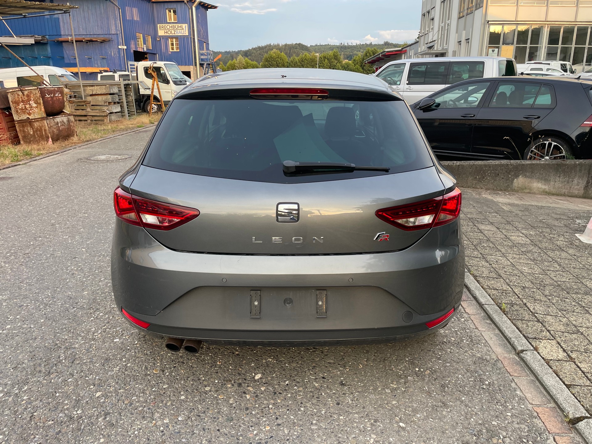 SEAT Leon 1.8 TSI FR DSG-image-4