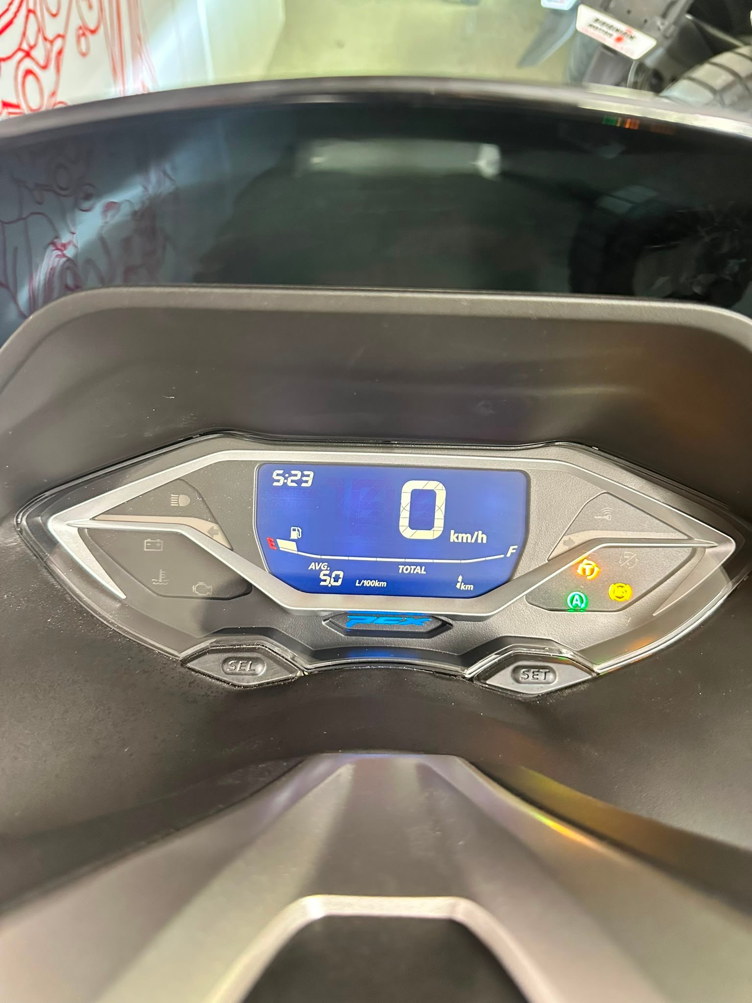 HONDA PCX 125 i ABS-showroom-element-3