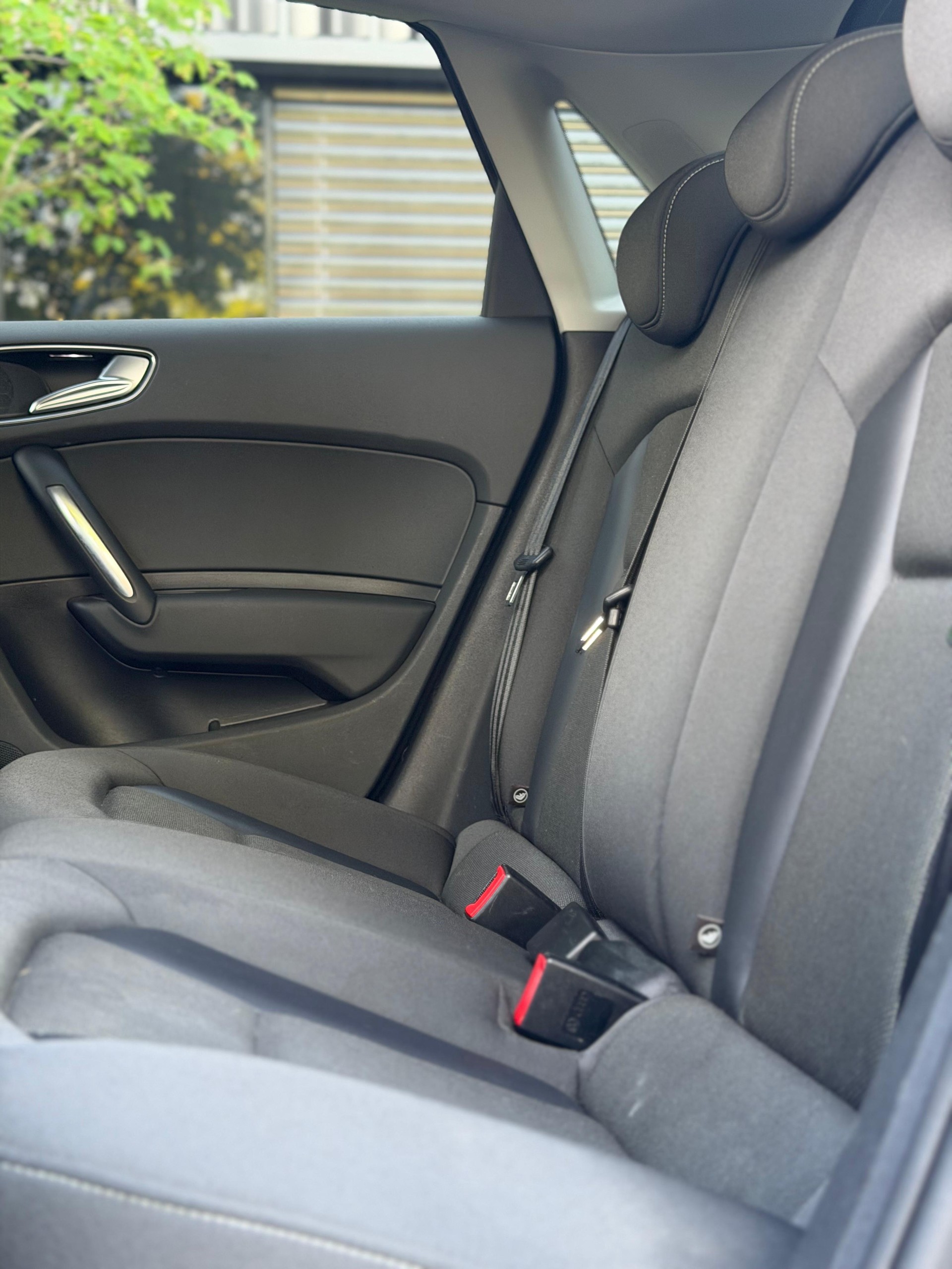 AUDI A1 Sportback 1.4 TFSI Sport-image-10