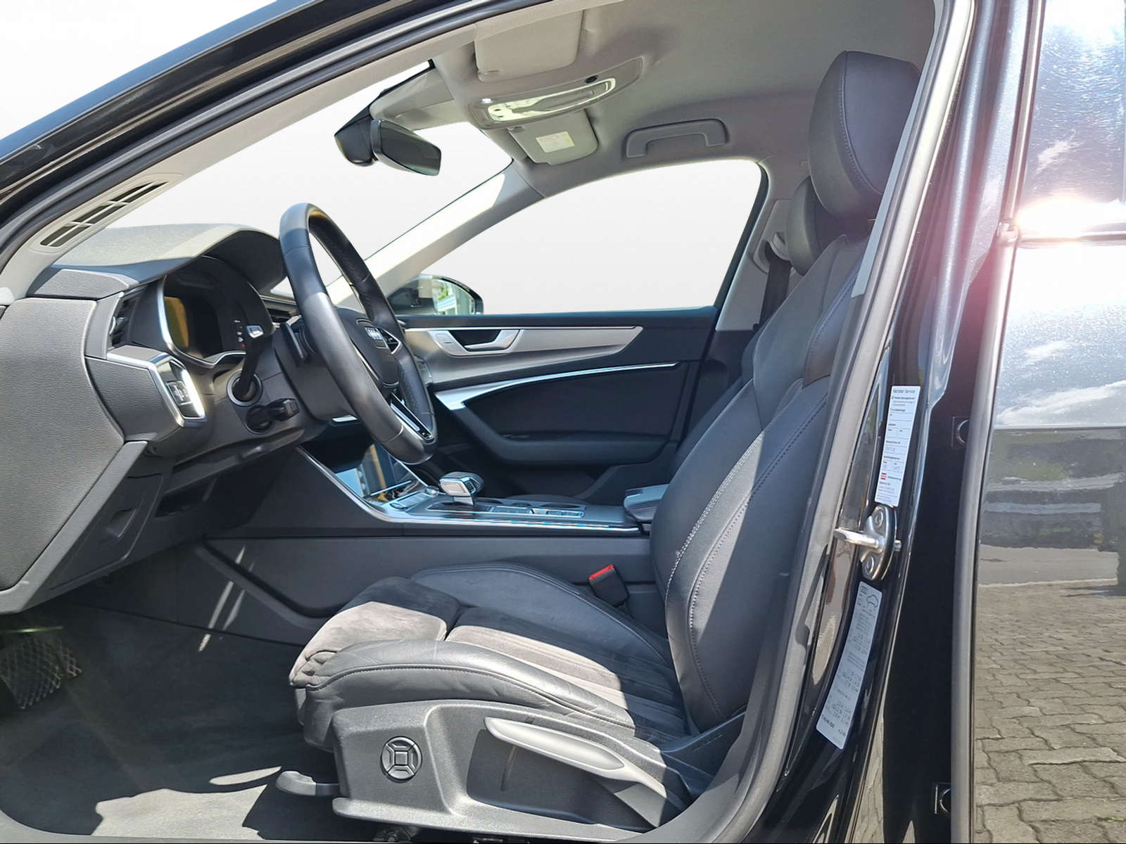 AUDI A6 Avant 40 TDI Sport Attraction quattro S-tronic-image-6