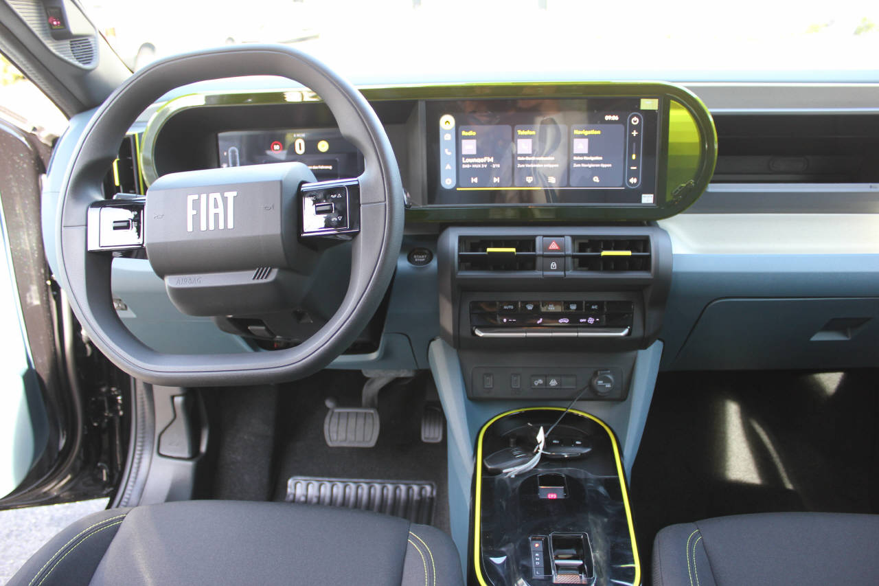 FIAT Grande Panda 1.2 Hybrid Icon-image-6