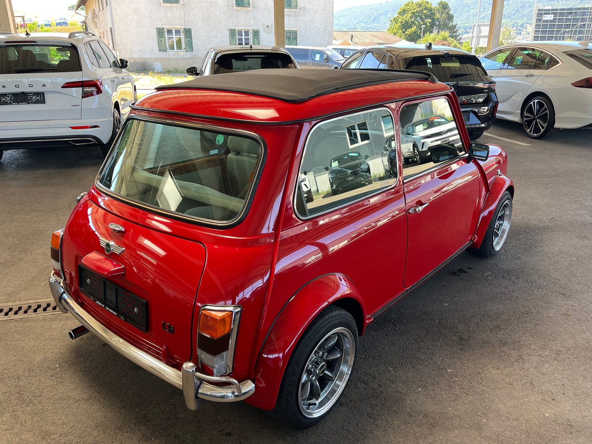 MINI 1.3i One-image-2