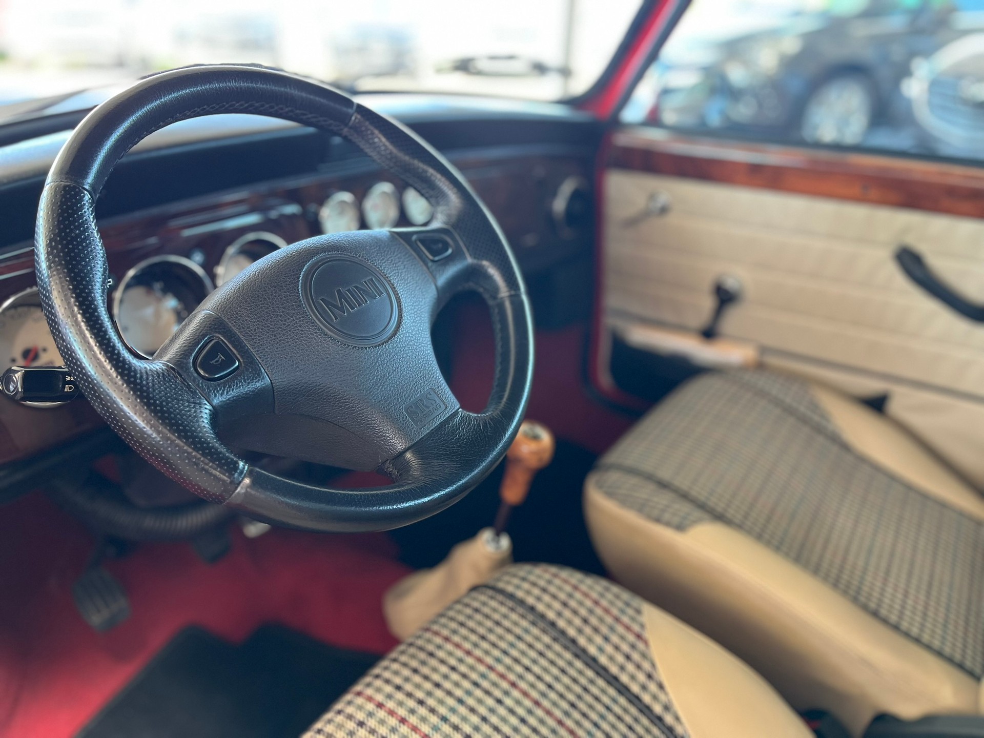 MINI 1.3i One-image-4