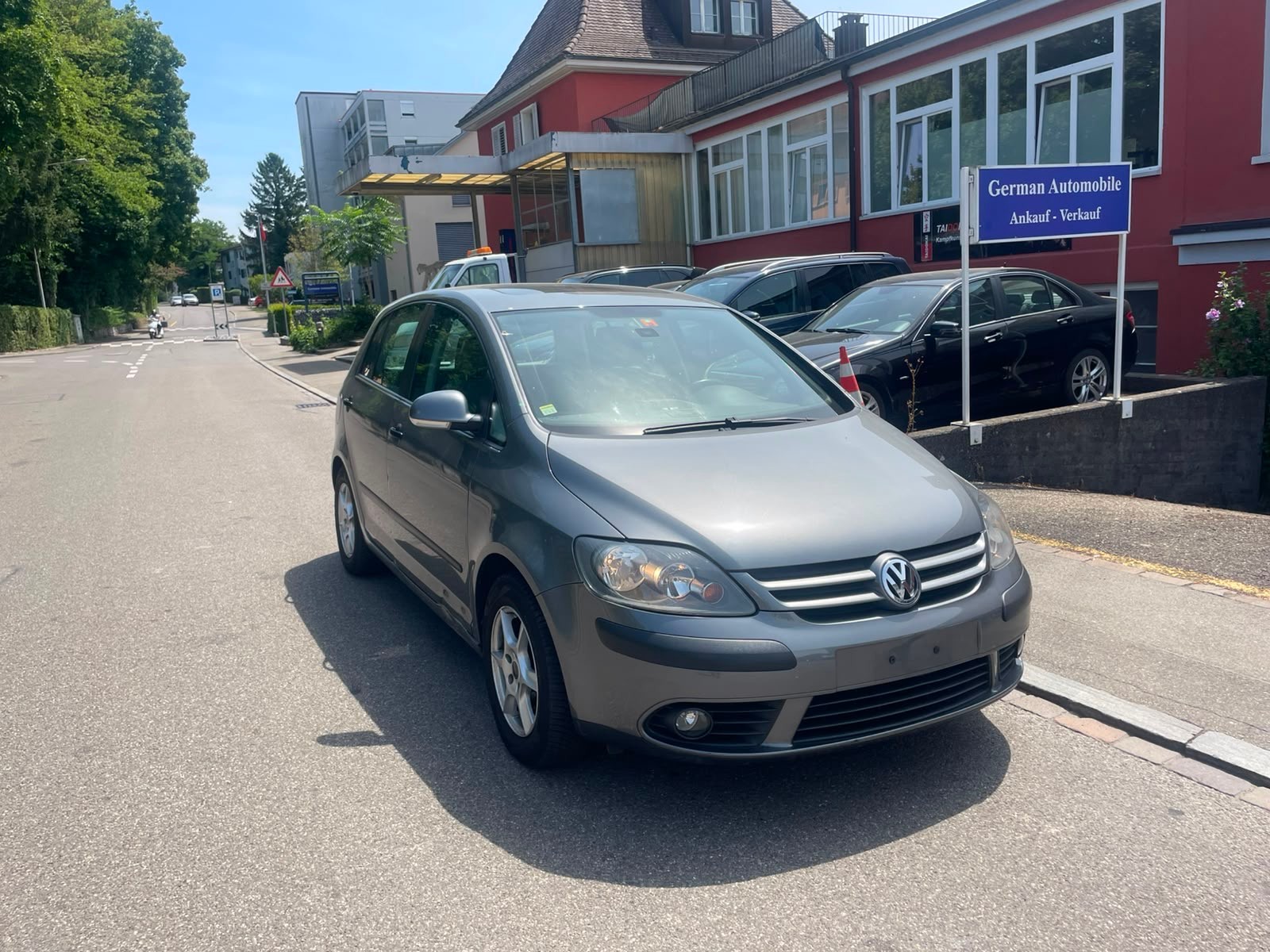 VW Golf Plus 2.0 FSI Comfortline-image-3