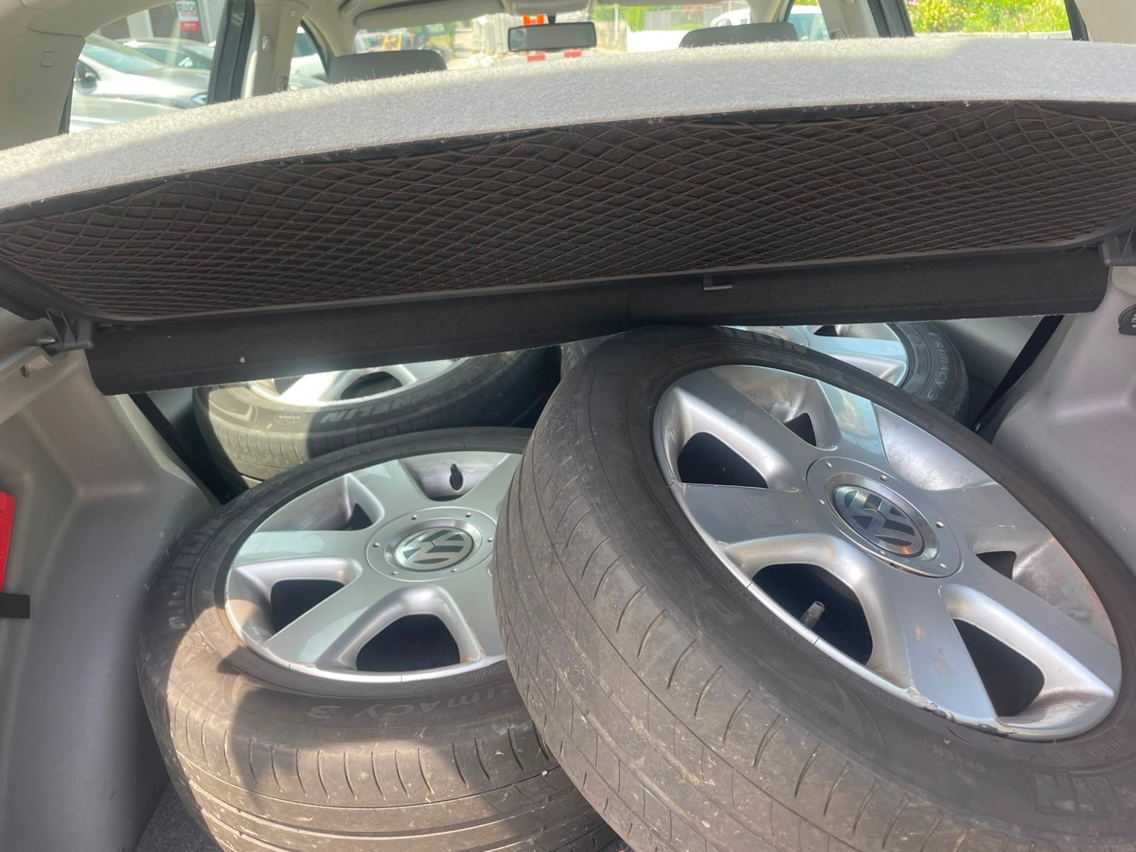 VW Golf Plus 2.0 FSI Comfortline-image-7