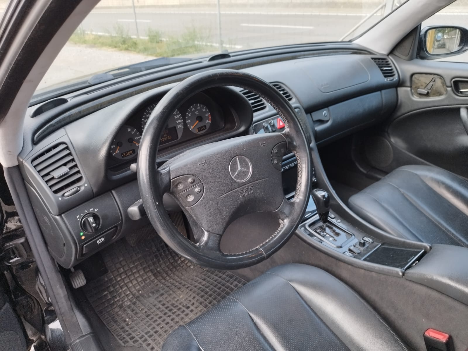 MERCEDES-BENZ CLK 320 Avantgarde Master Edition Automatic-image-13