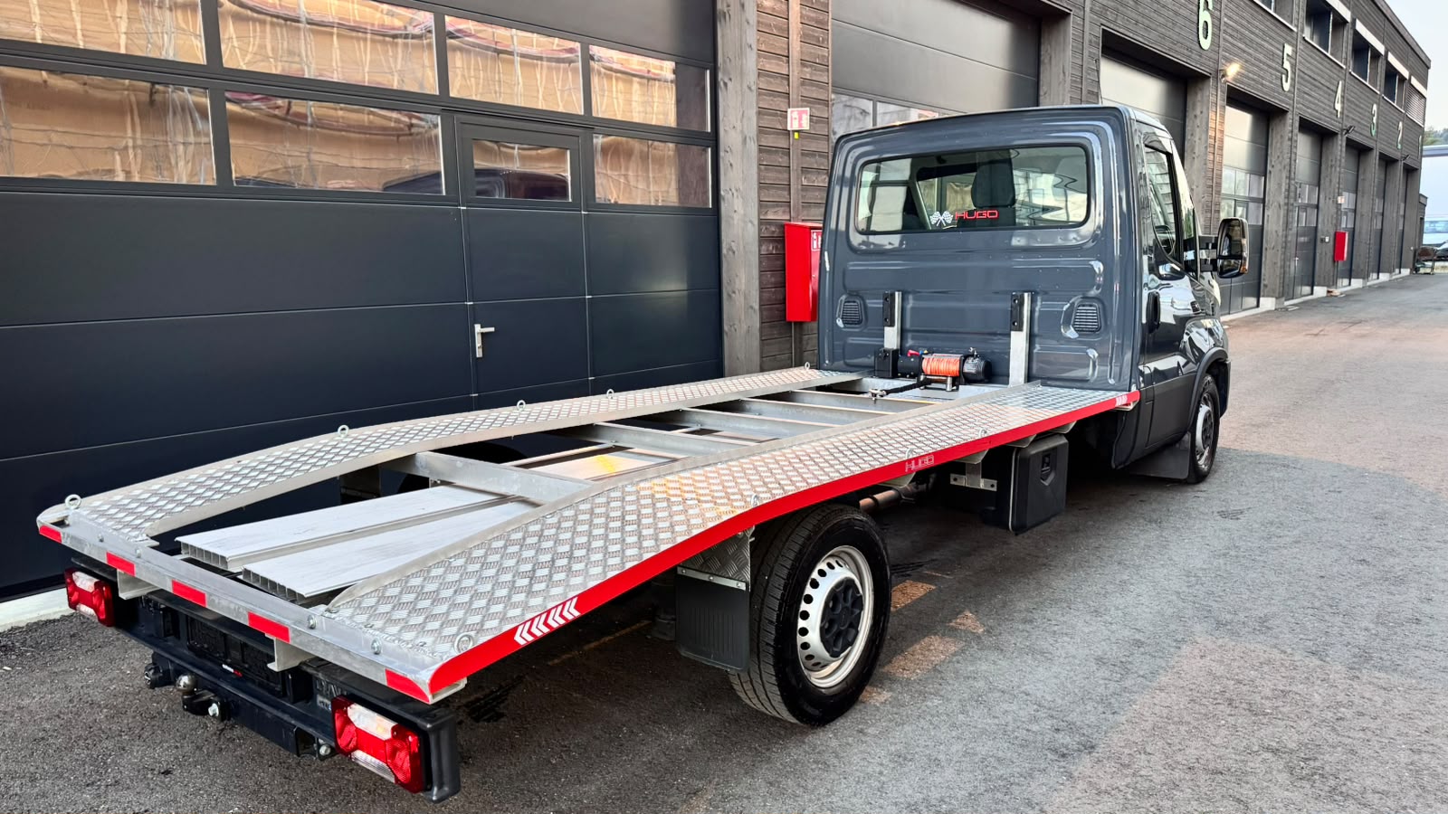IVECO 35 S 18H Autotransporter NUTZLAST 1375 Kg, Elektrische Seilwinde mit Fernbedienung bis zu "8to*-image-5