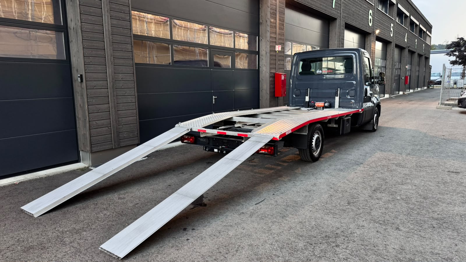 IVECO 35 S 18H Autotransporter NUTZLAST 1375 Kg, Elektrische Seilwinde mit Fernbedienung bis zu "8to*-image-9