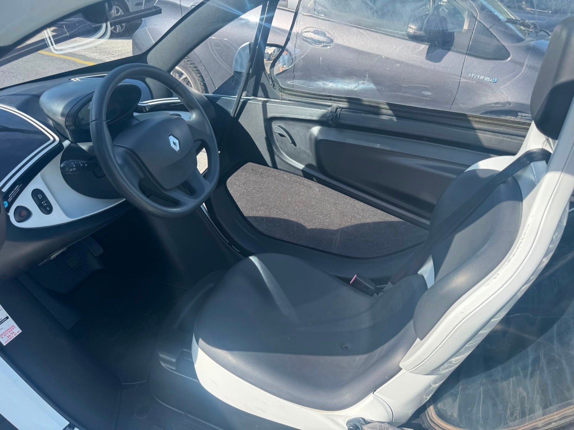 RENAULT Twizy Z.E. FP Intens Black (incl. Battery)-image-4