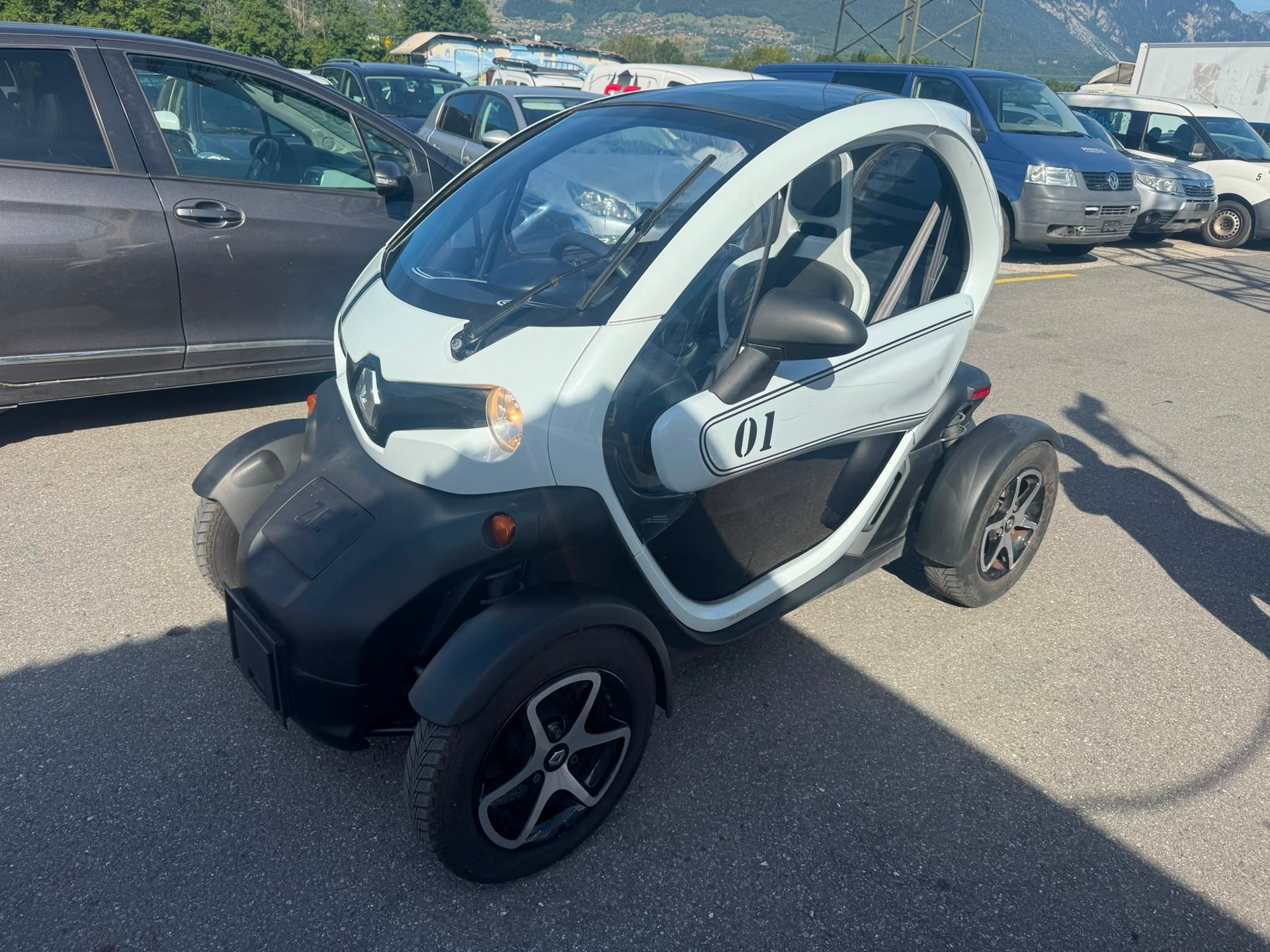 RENAULT Twizy Z.E. FP Intens Black (incl. Battery)-image-0