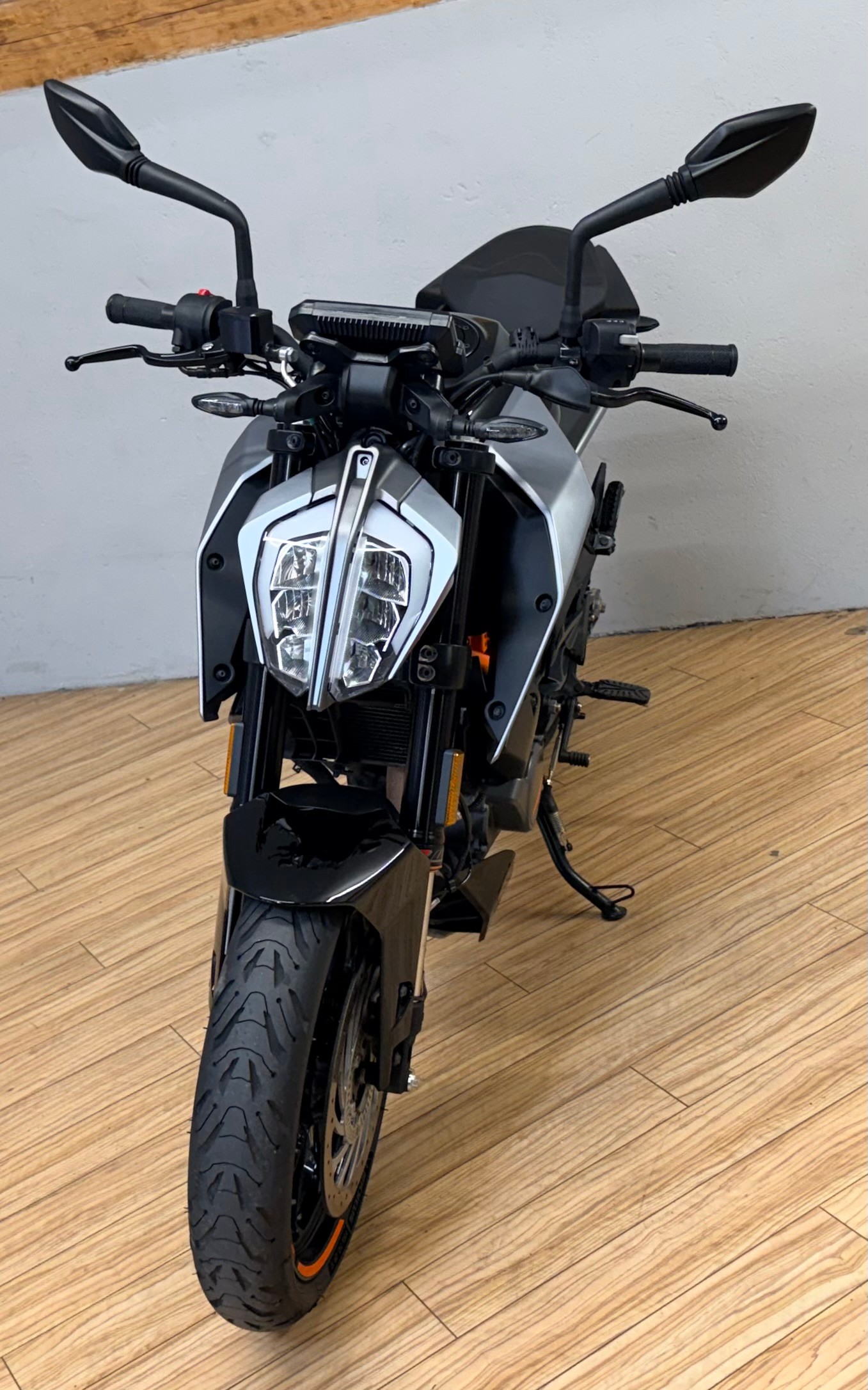 KTM 125 Duke-image-6
