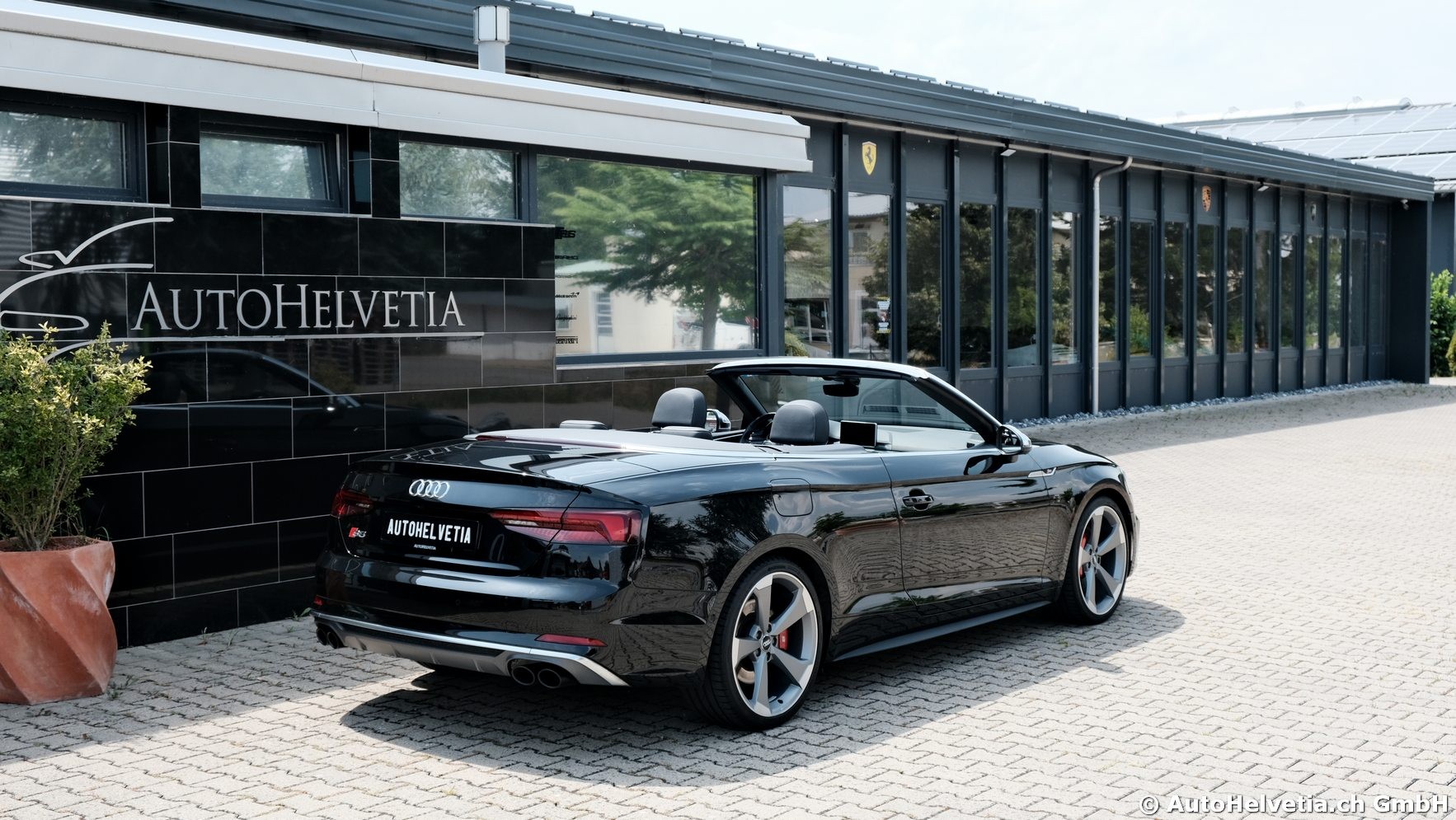 AUDI S5 Cabriolet 3.0 TFSI quattro tiptronic-image-21