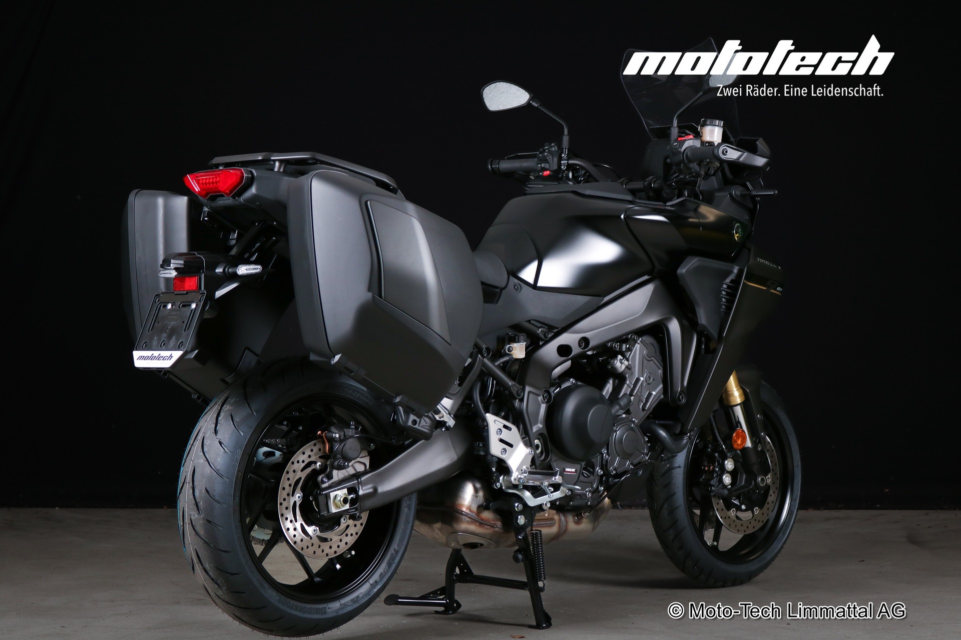 YAMAHA Tracer 9 GT-showroom-element-2