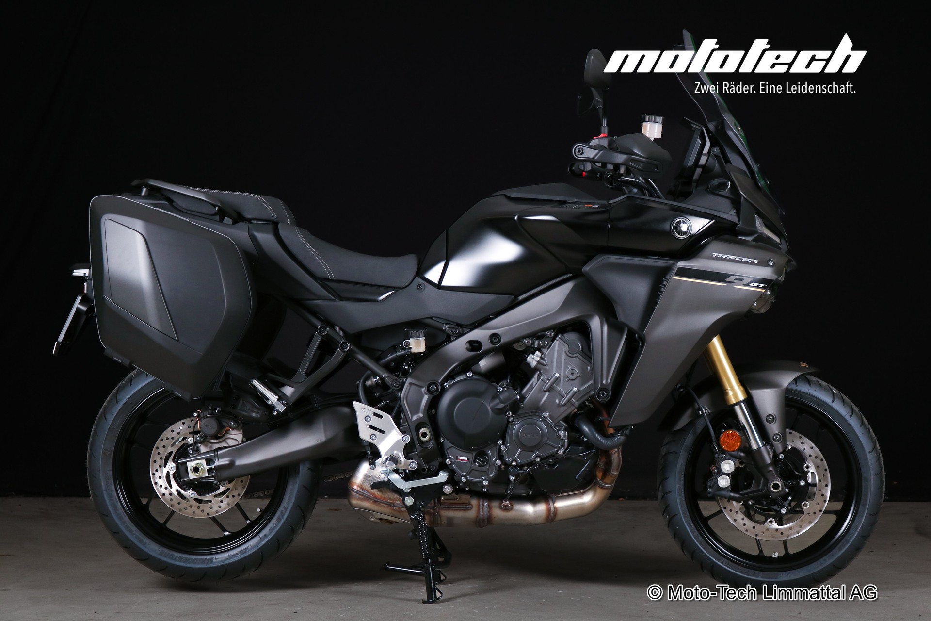 YAMAHA Tracer 9 GT-showroom-element-1