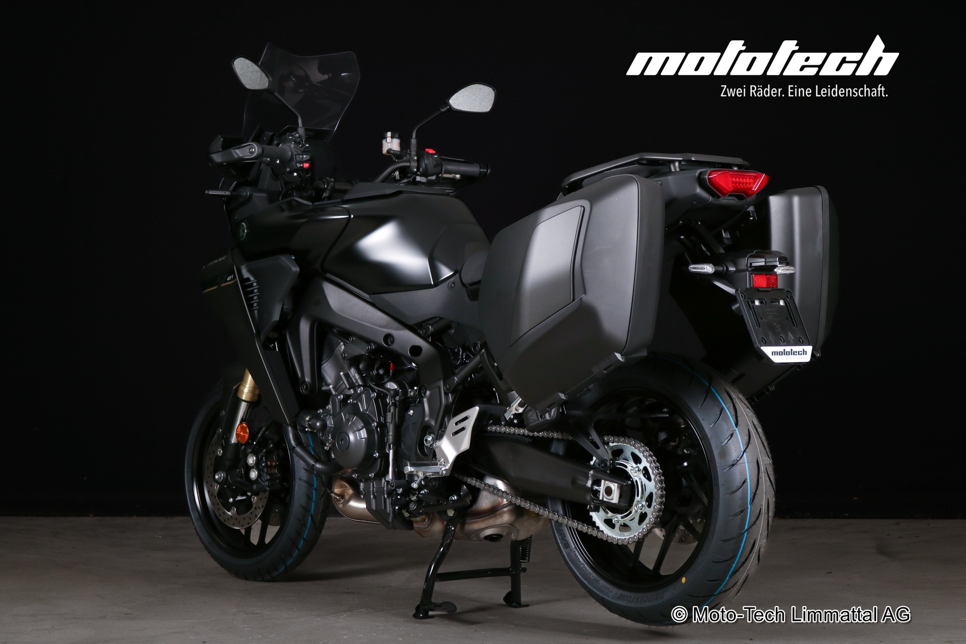 YAMAHA Tracer 9 GT-showroom-element-3