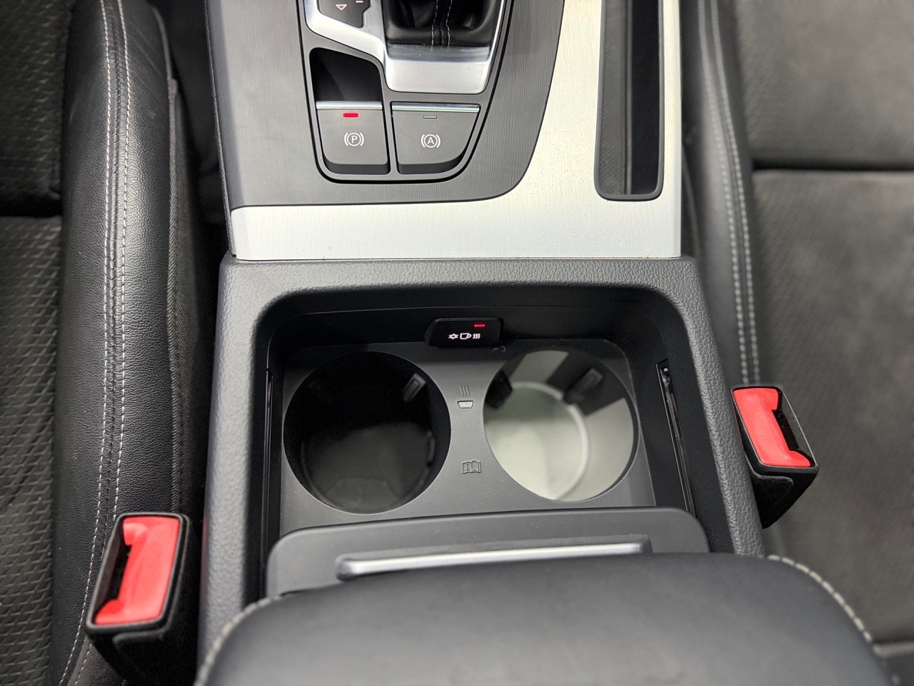 AUDI Q5 40 TDI Sport S-Line quattro | Luftfahrwerk | B&O Soundsystem | Head-Up | 360 Kamera | Panorama Dach | CH-Auto | AHK 2.4T-image-19