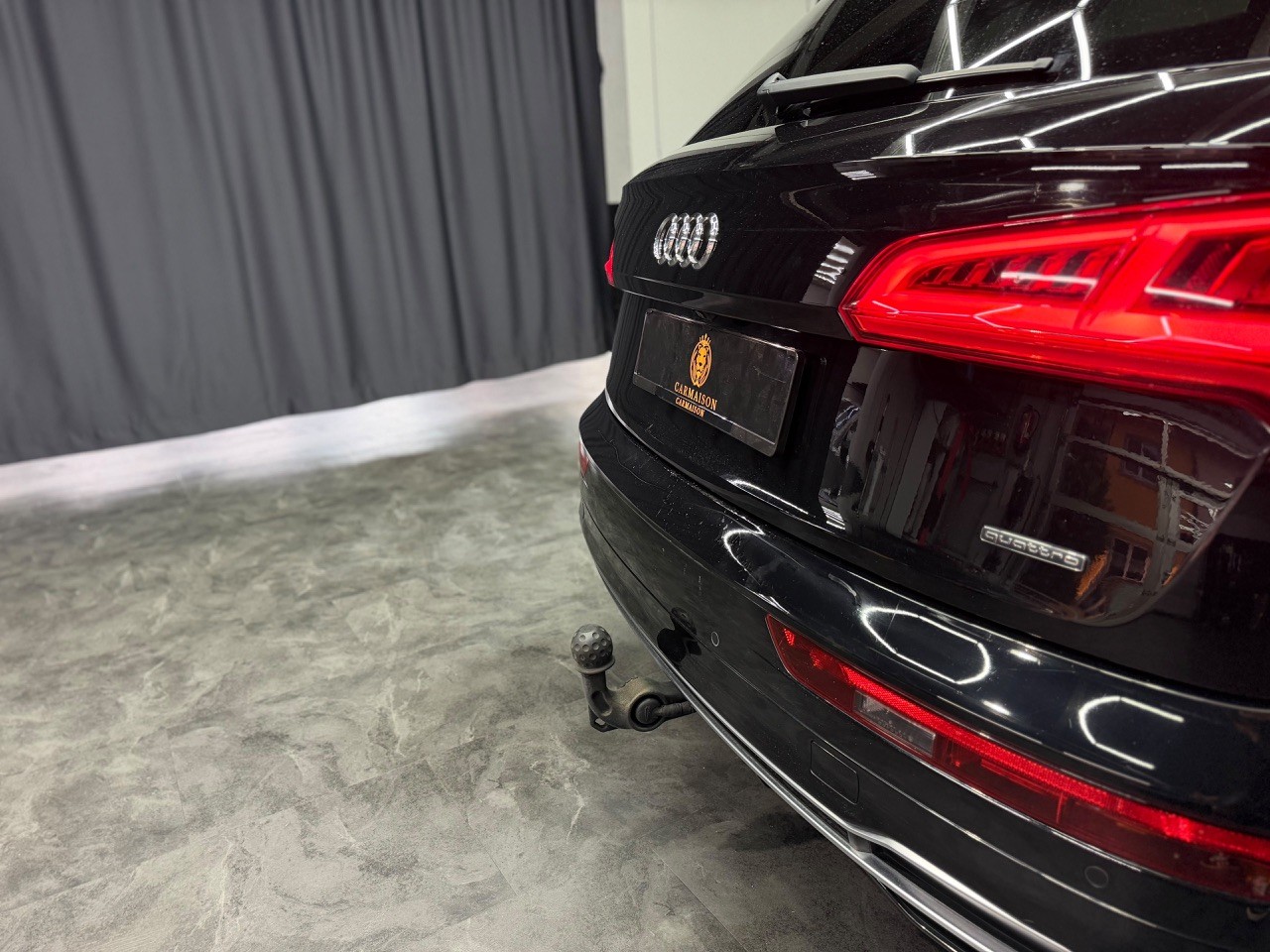 AUDI Q5 40 TDI Sport S-Line quattro | Luftfahrwerk | B&O Soundsystem | Head-Up | 360 Kamera | Panorama Dach | CH-Auto | AHK 2.4T-image-8