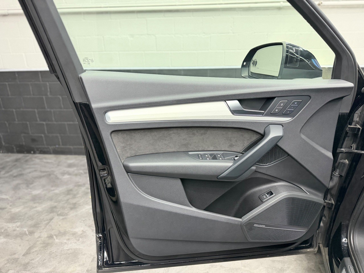 AUDI Q5 40 TDI Sport S-Line quattro | Luftfahrwerk | B&O Soundsystem | Head-Up | 360 Kamera | Panorama Dach | CH-Auto | AHK 2.4T-image-10