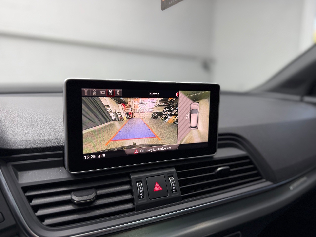 AUDI Q5 40 TDI Sport S-Line quattro | Luftfahrwerk | B&O Soundsystem | Head-Up | 360 Kamera | Panorama Dach | CH-Auto | AHK 2.4T-image-15