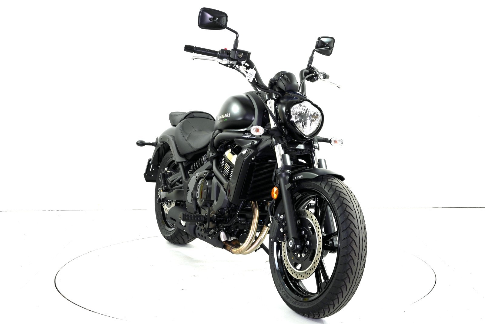 KAWASAKI Vulcan S ABS-showroom-element-1