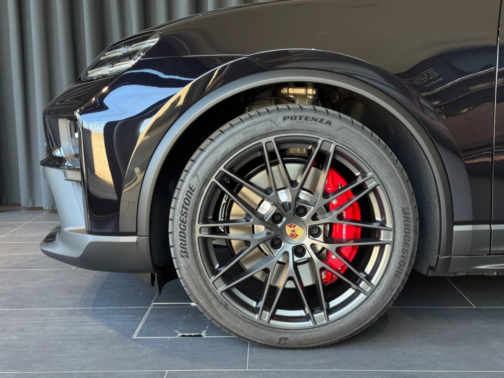 PORSCHE Macan GTS-image-10