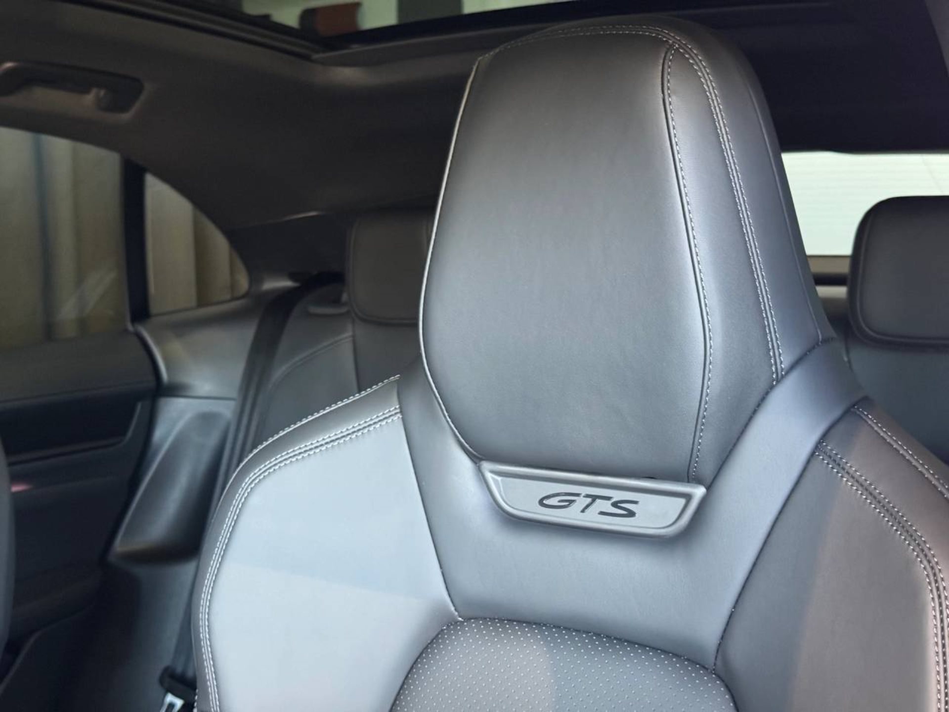 PORSCHE Macan GTS-image-34
