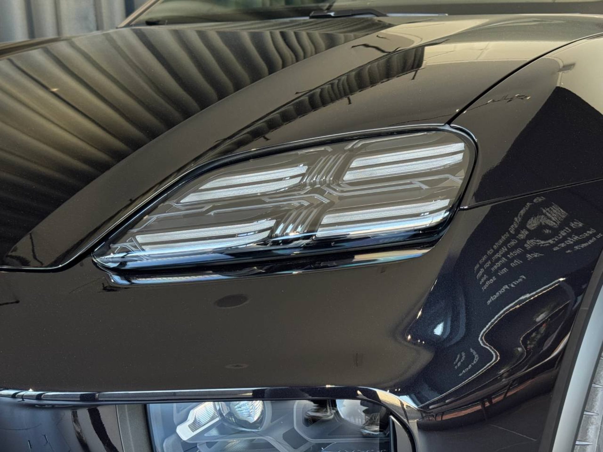 PORSCHE Macan GTS-image-12