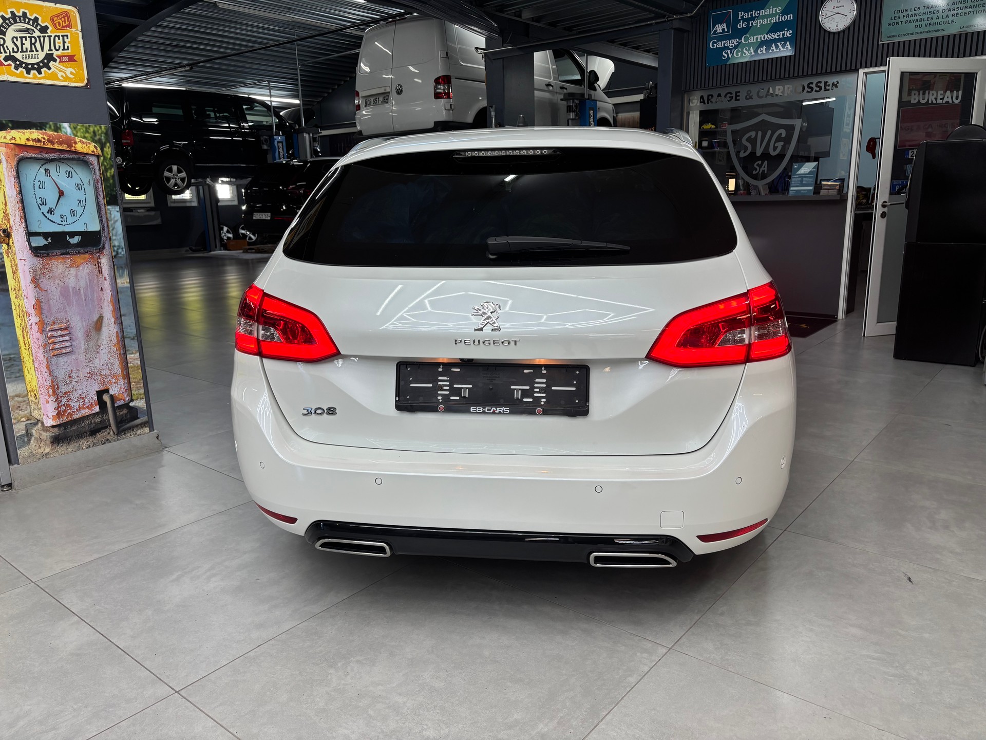 PEUGEOT 308 SW 2.0 BlueHDI GT Automatic-image-3