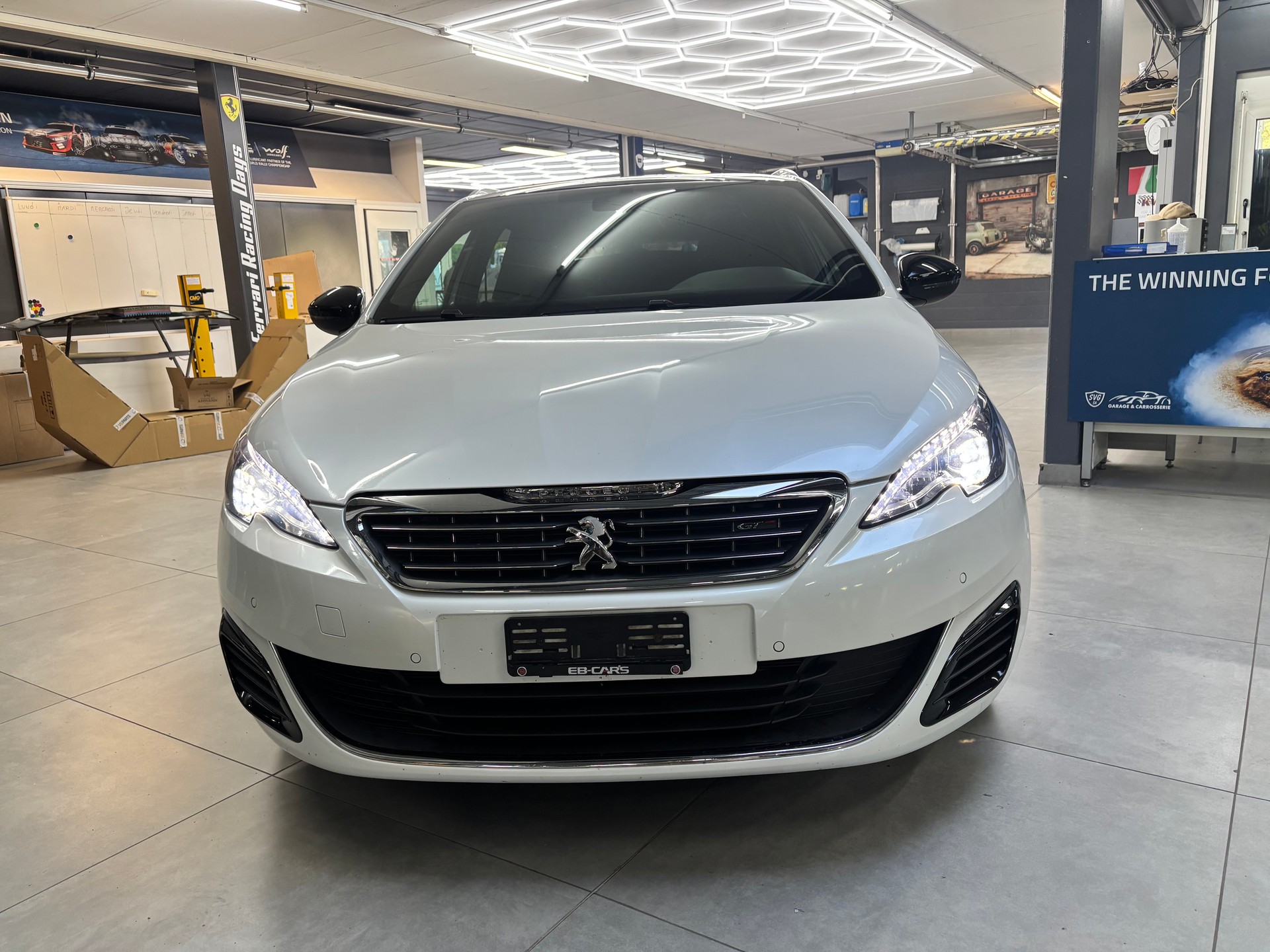 PEUGEOT 308 SW 2.0 BlueHDI GT Automatic-image-1