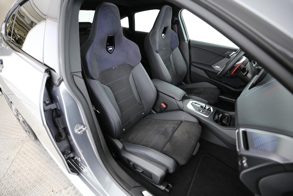 BMW M235i xDrive Gran Coupé-image-12